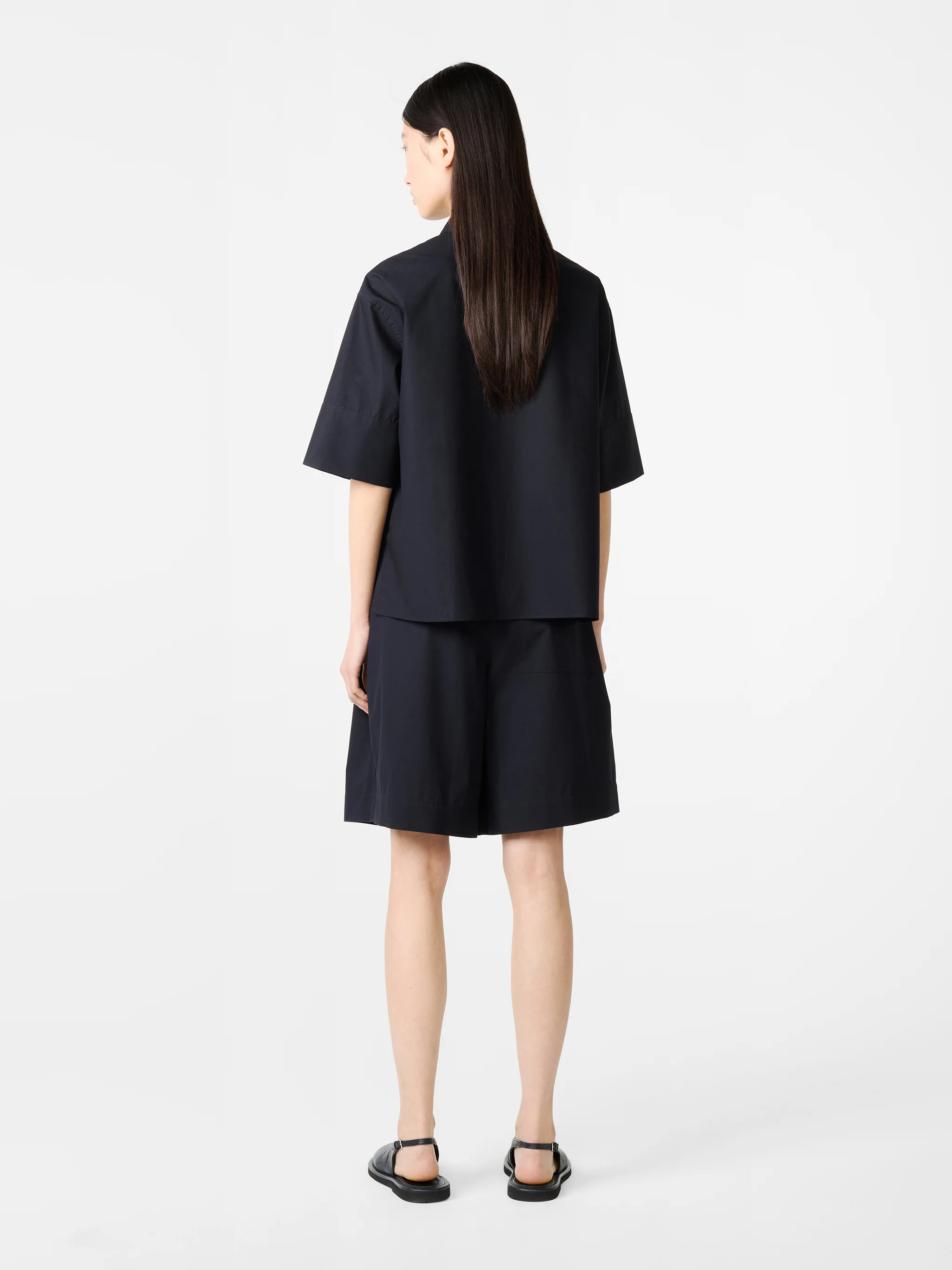 Annick Shirt in Darkest Navy - Image 5