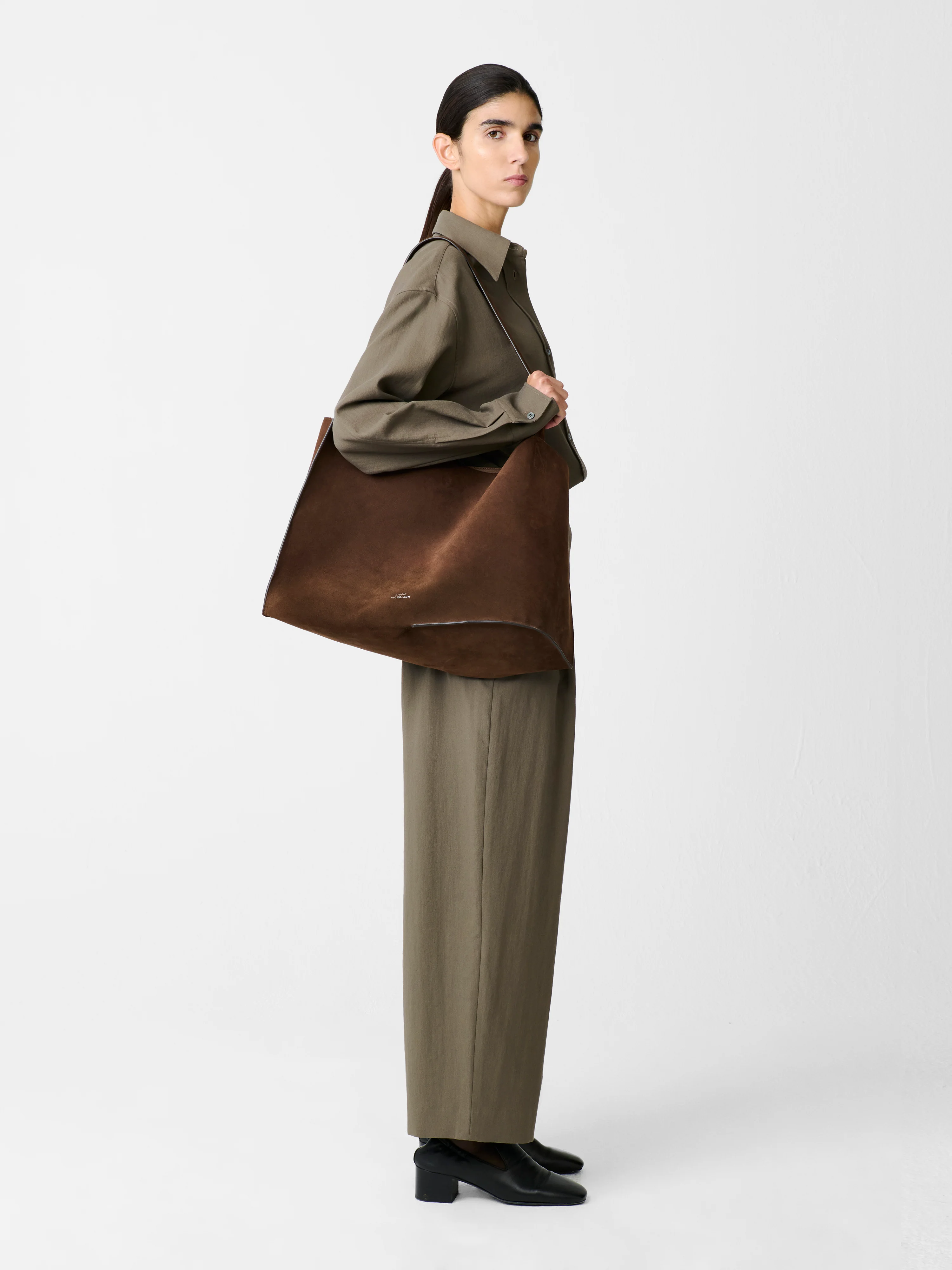 Ansell Pant in Fossil - Image 4