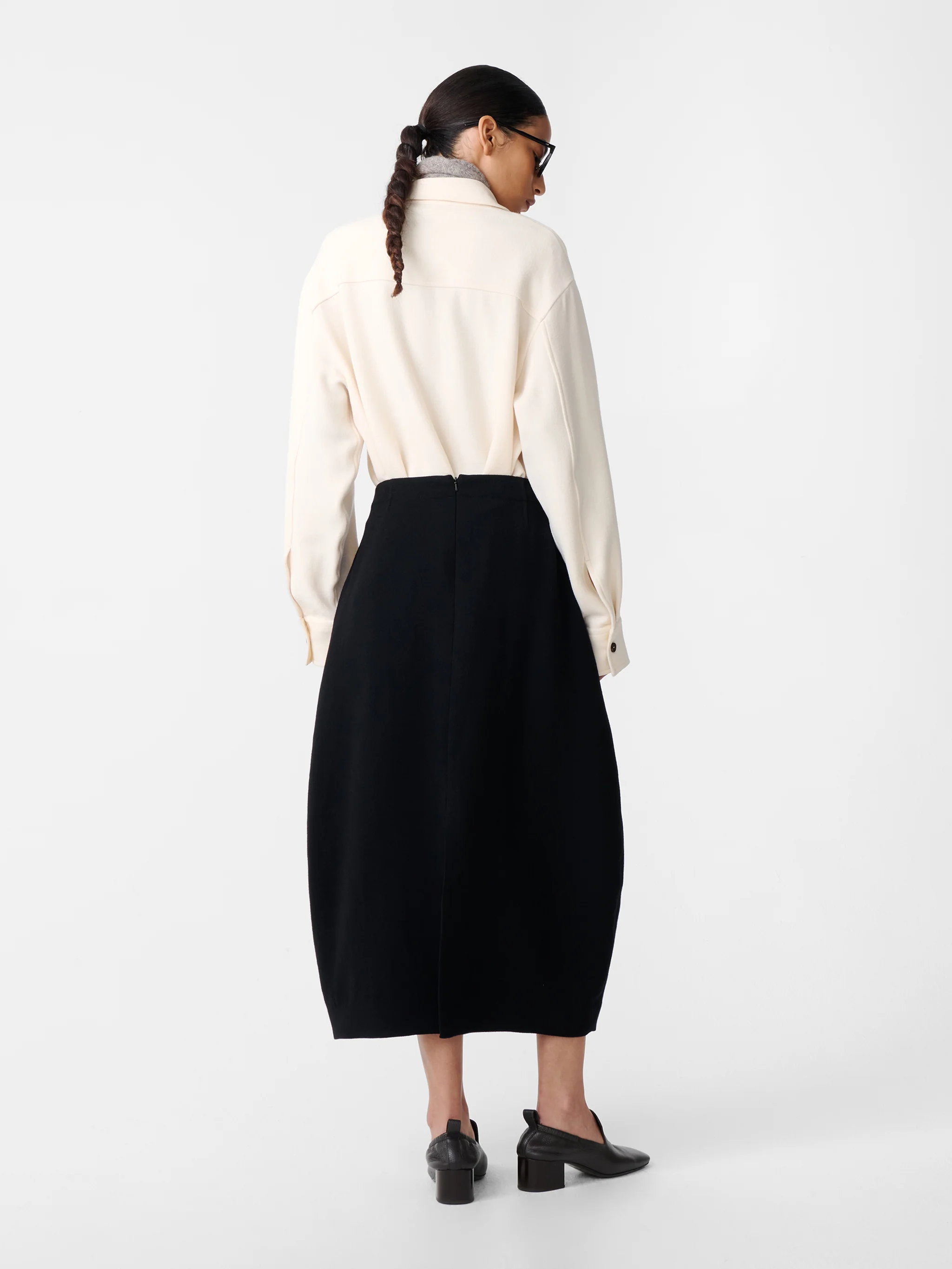 Aru Skirt in Black - Image 4