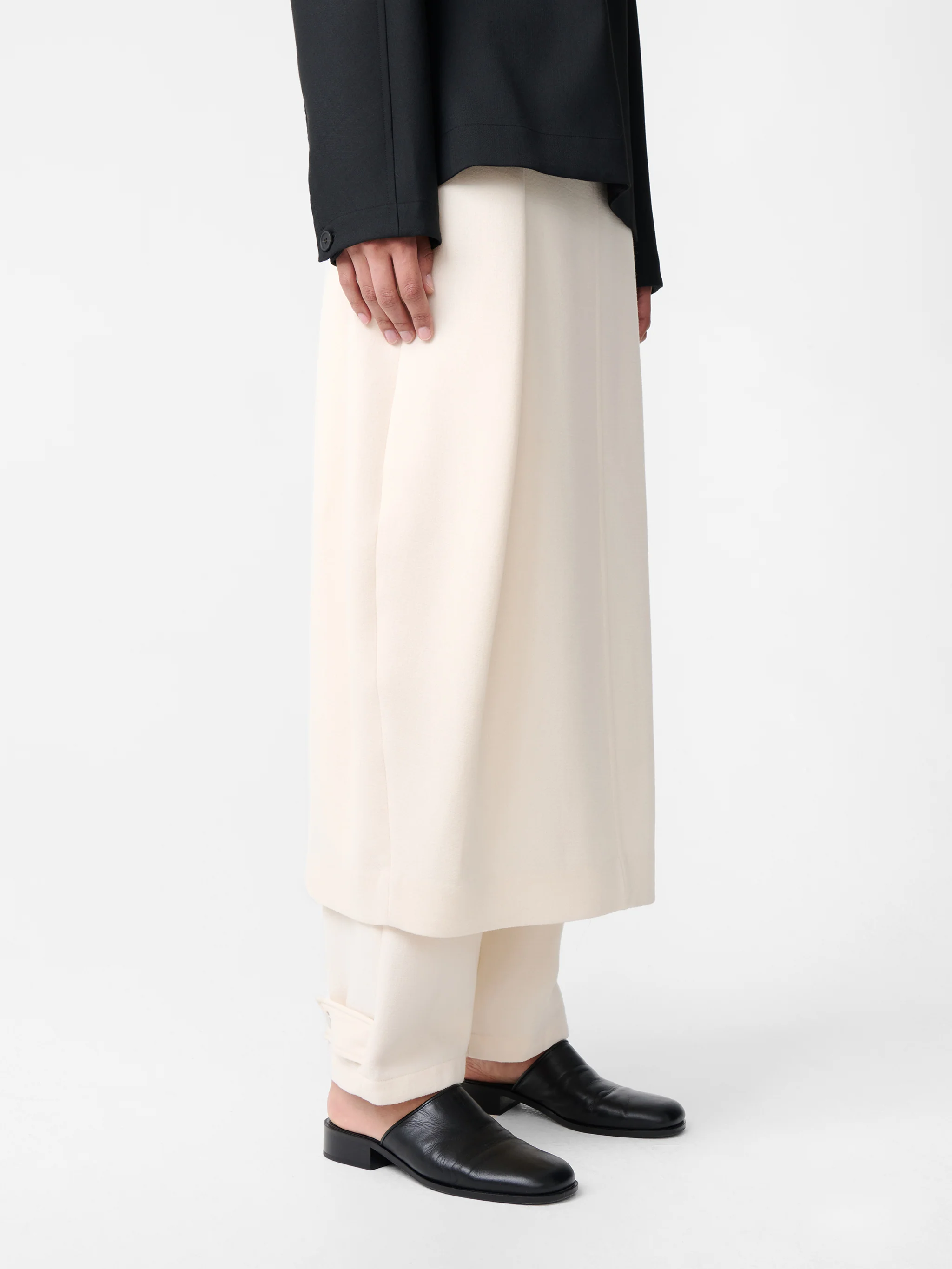 Aru Skirt in Chalk - Image 5