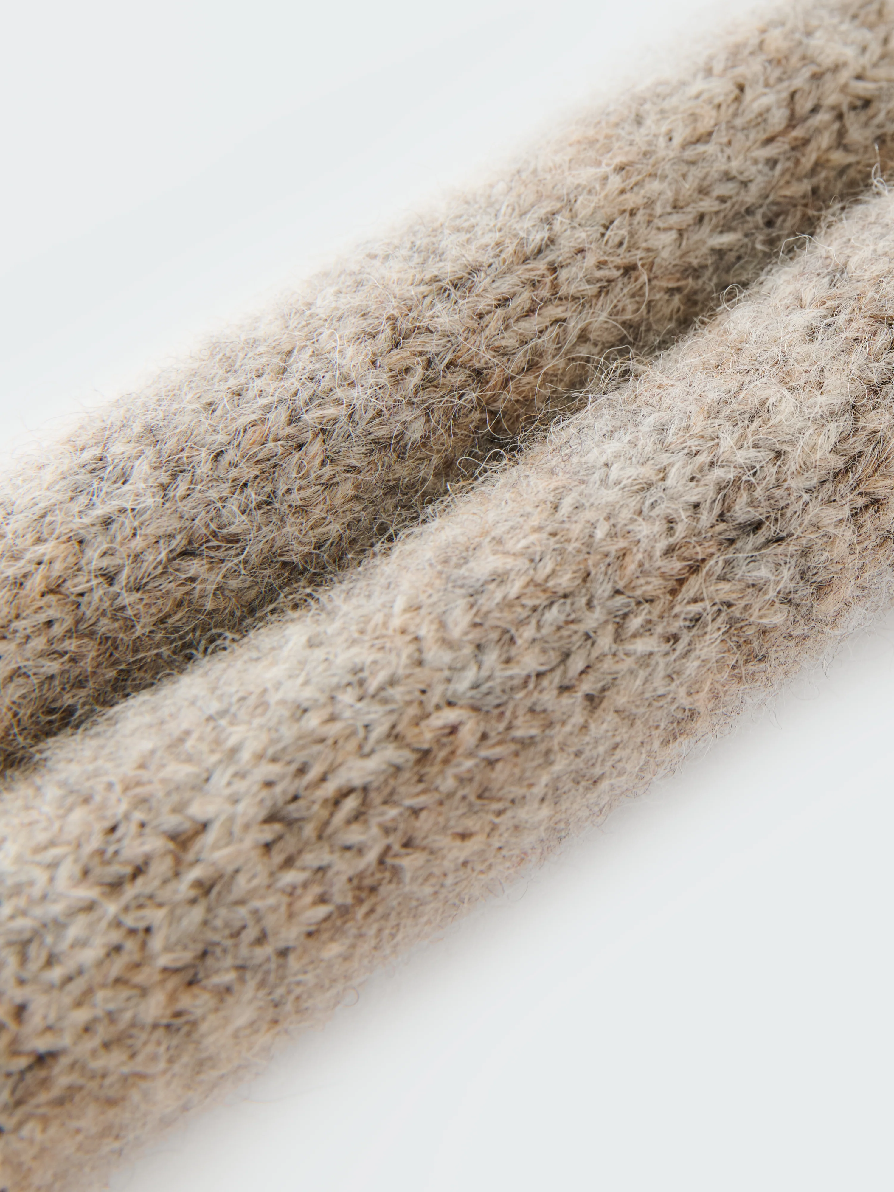 Awn Scarf in Natural Marl - Image 2