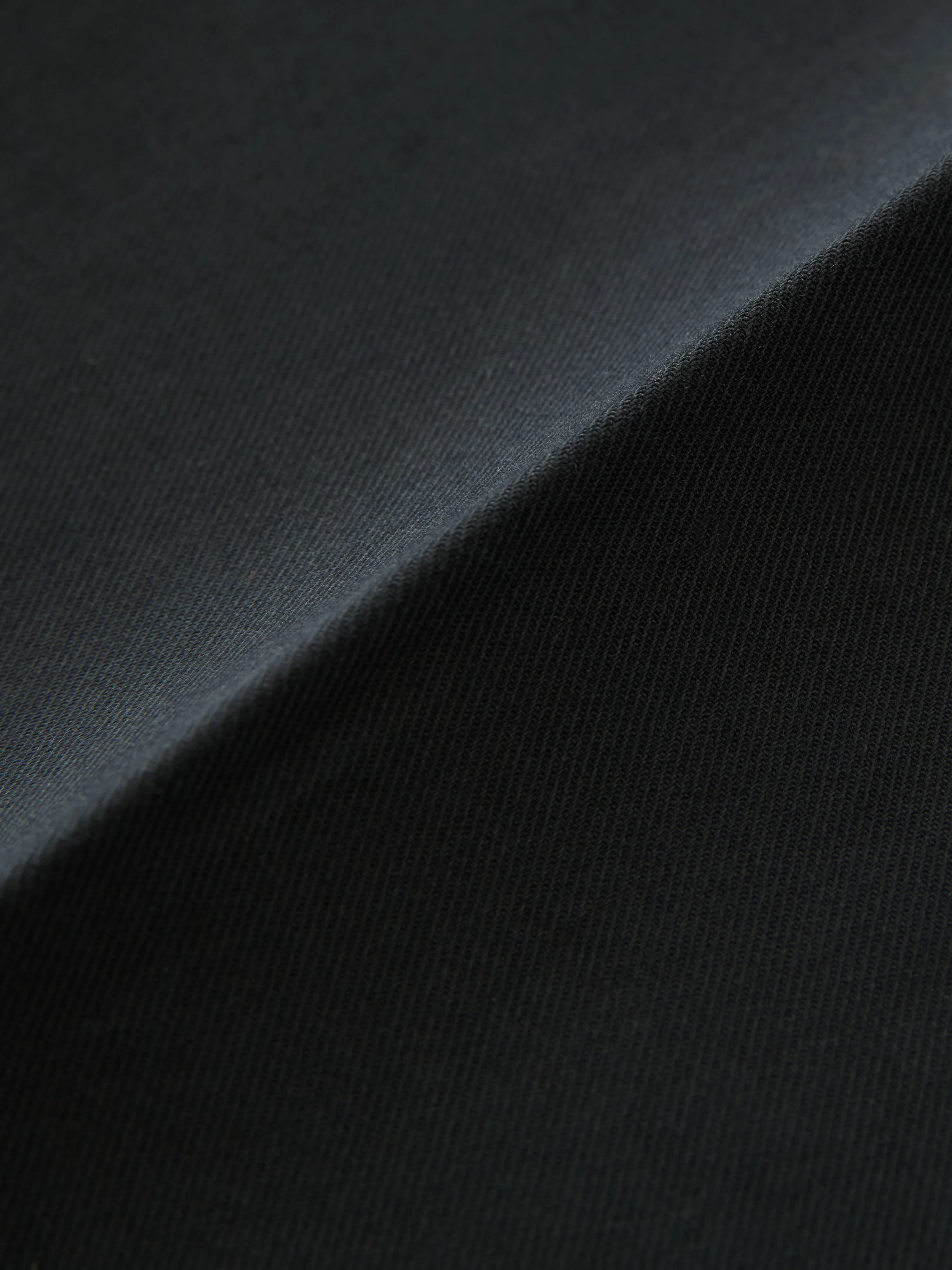 Balos Straight Leg Pant in Darkest Navy - Image 9