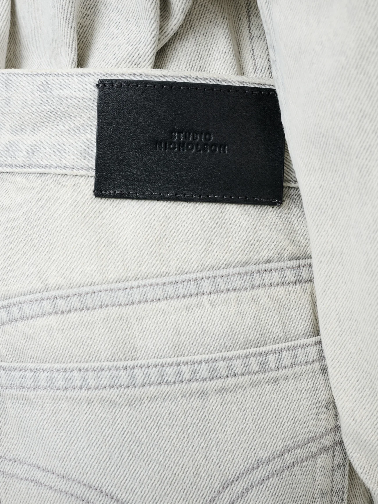 Barra Straight Leg Denim Pant in Pumice - Image 7