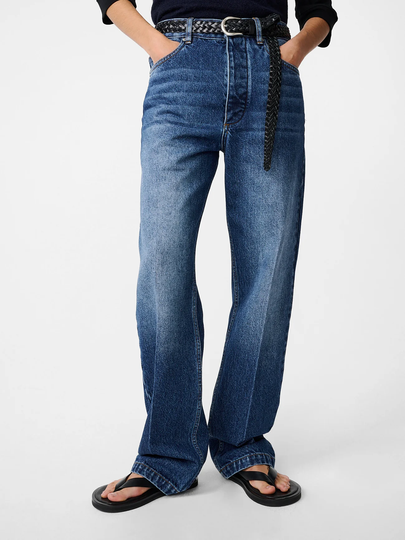 Barra Straight Leg Denim Pant in Worn Wash Indigo - Image 5
