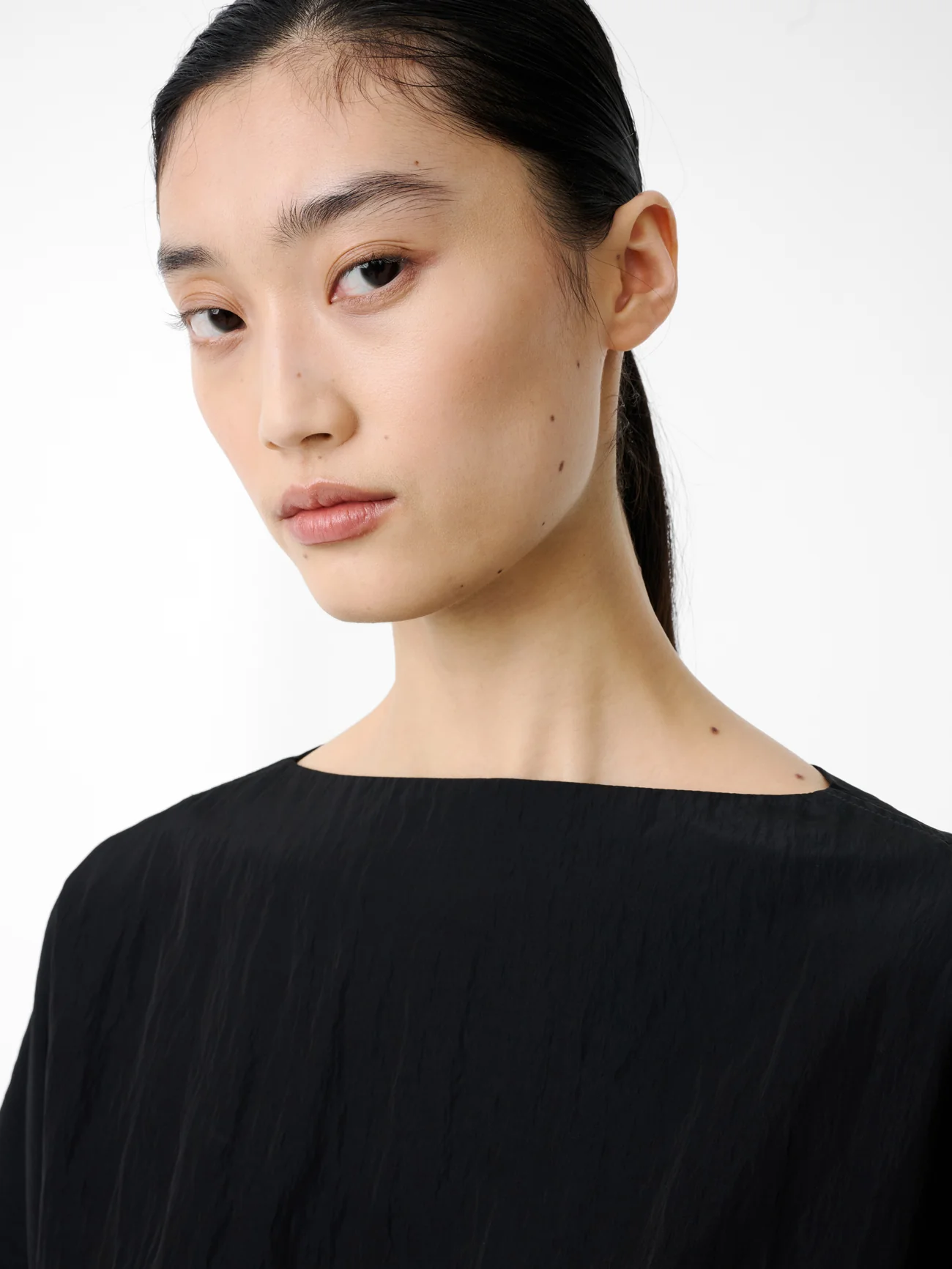 Bascom Top in Black - Image 6