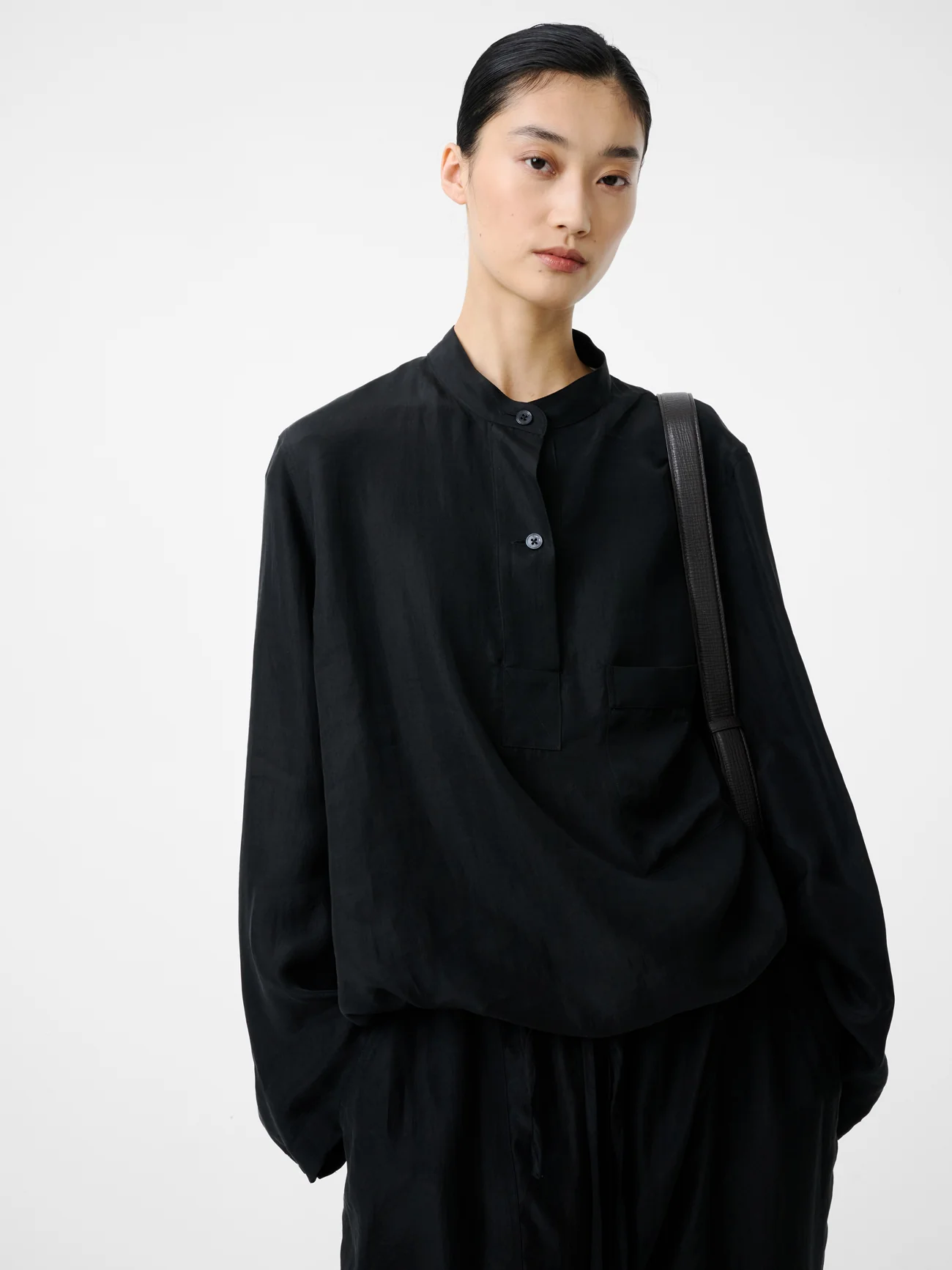 Baye Twill Polo Shirt in Black - Image 2