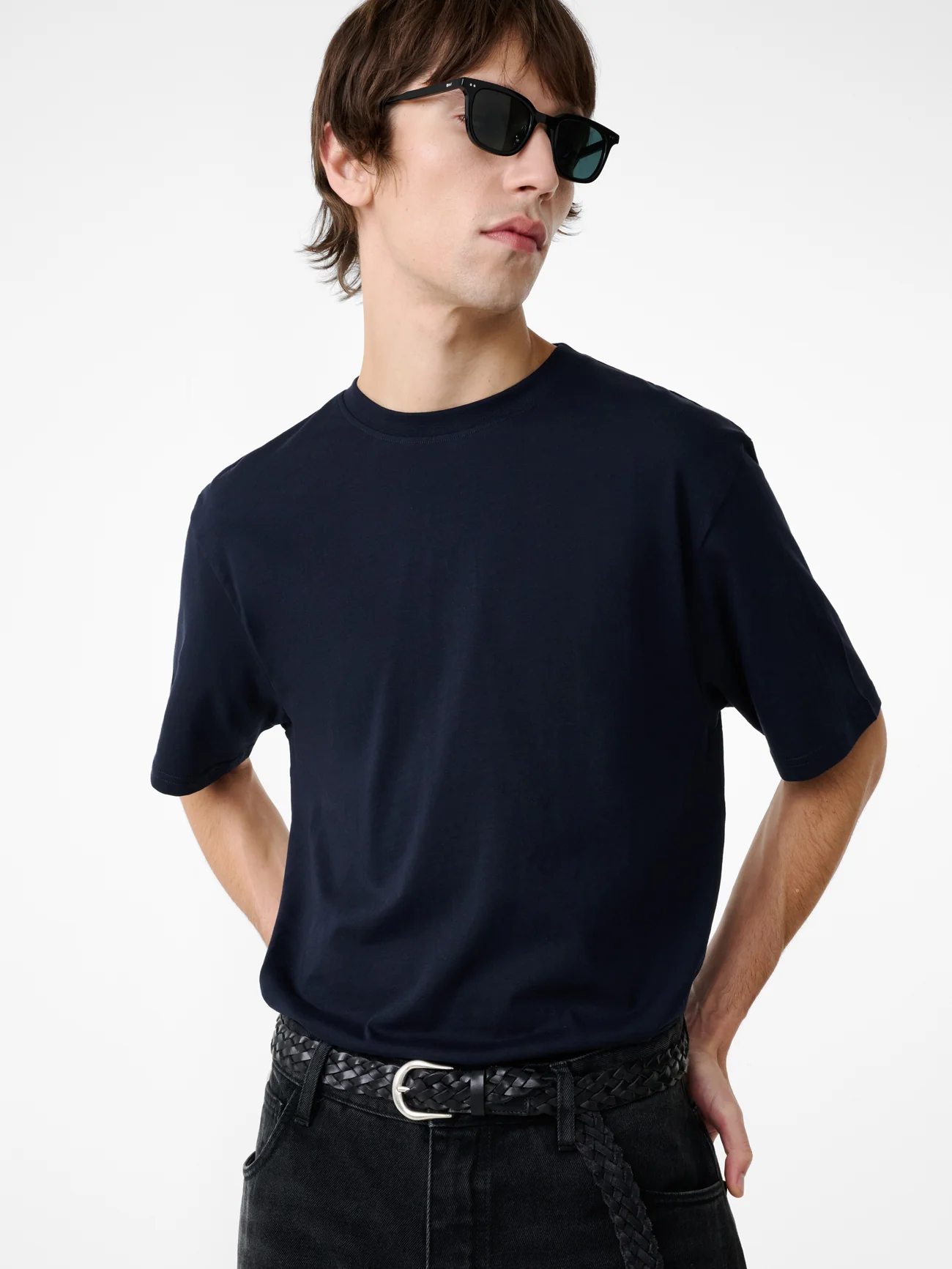 Bric T-Shirt in Darkest Navy - Image 6