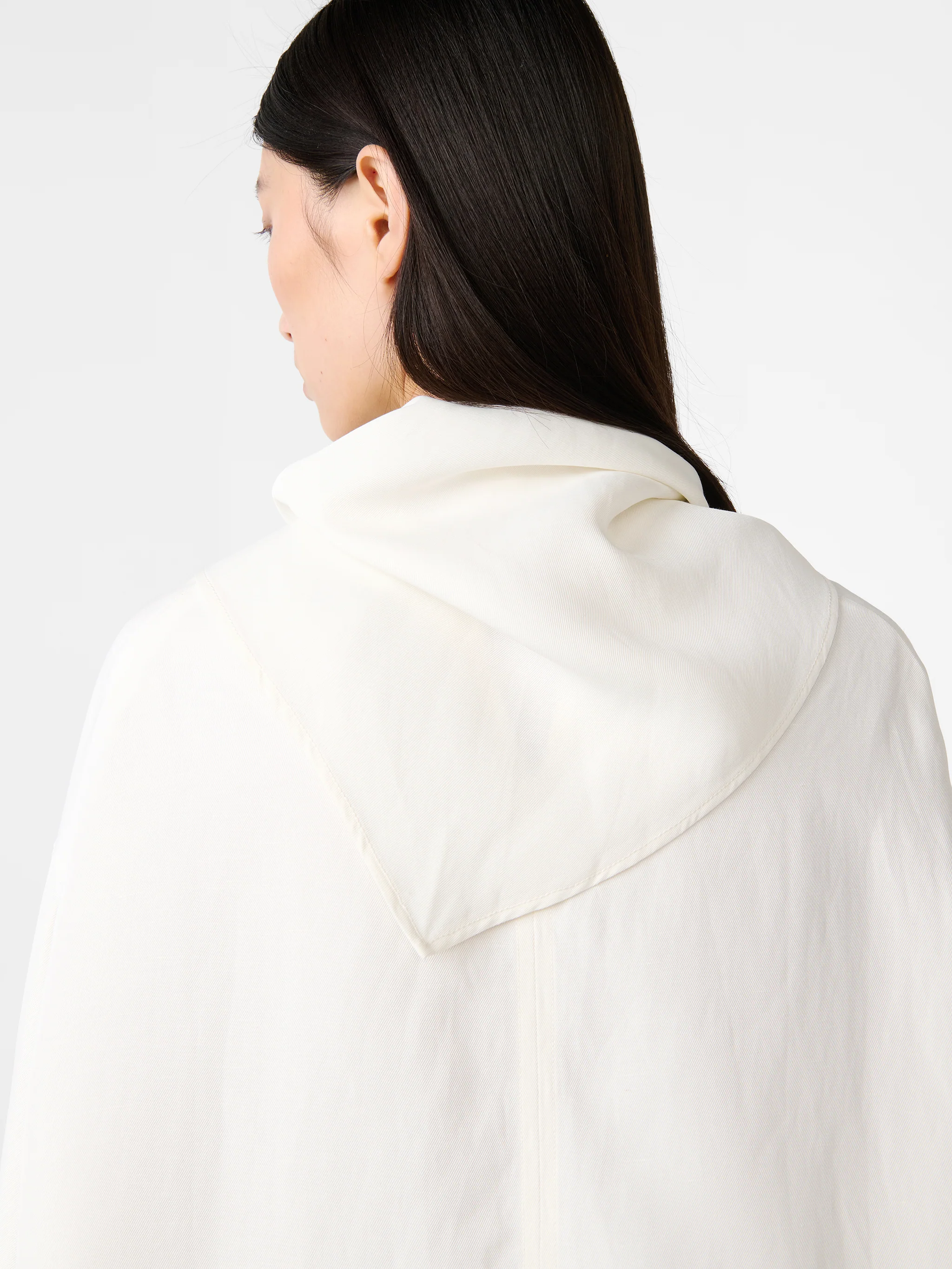Bute Linen Top in Parchment - Image 6