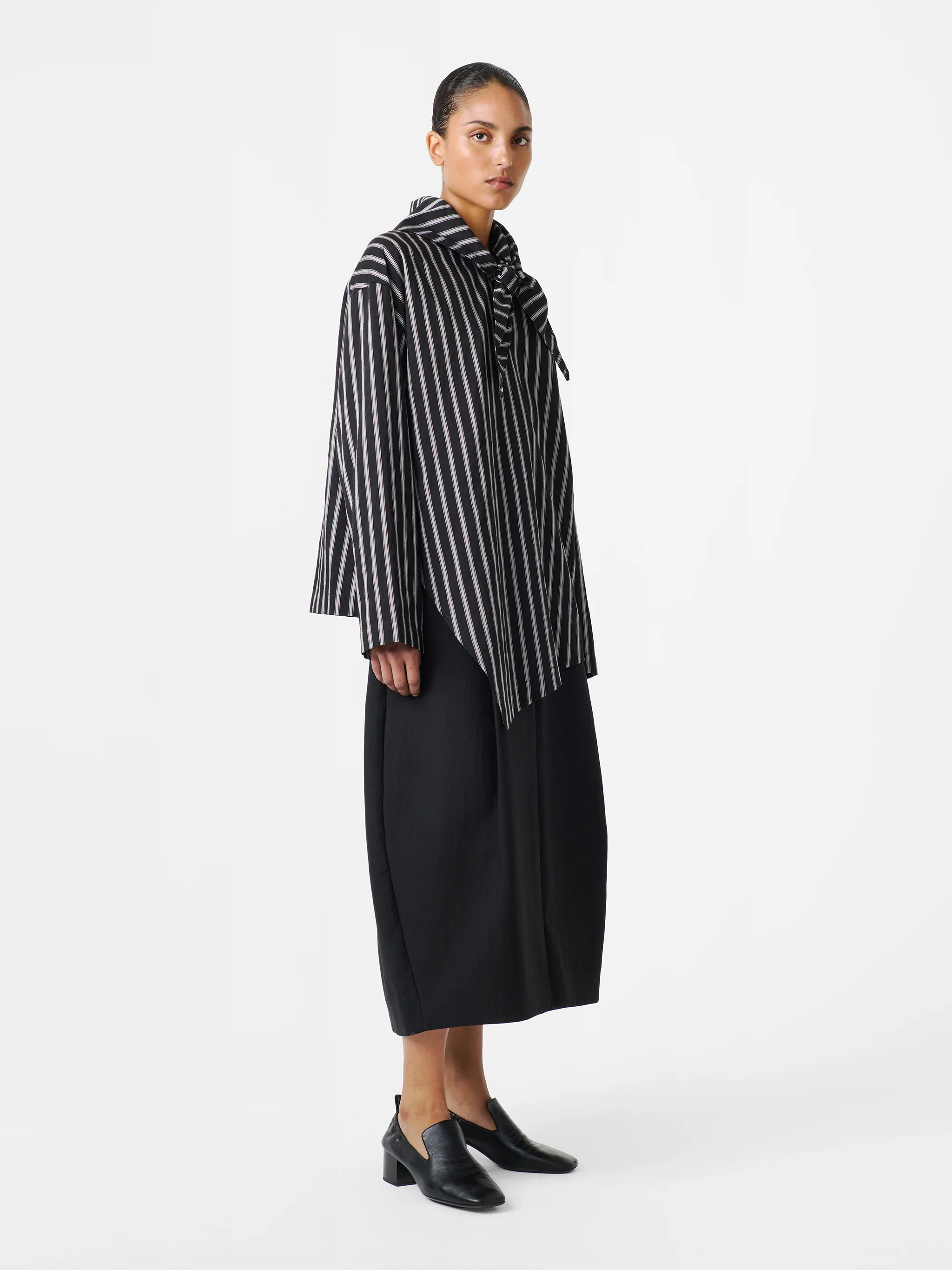 Bute Stripe Top in Darkest Navy Stripe - Image 4