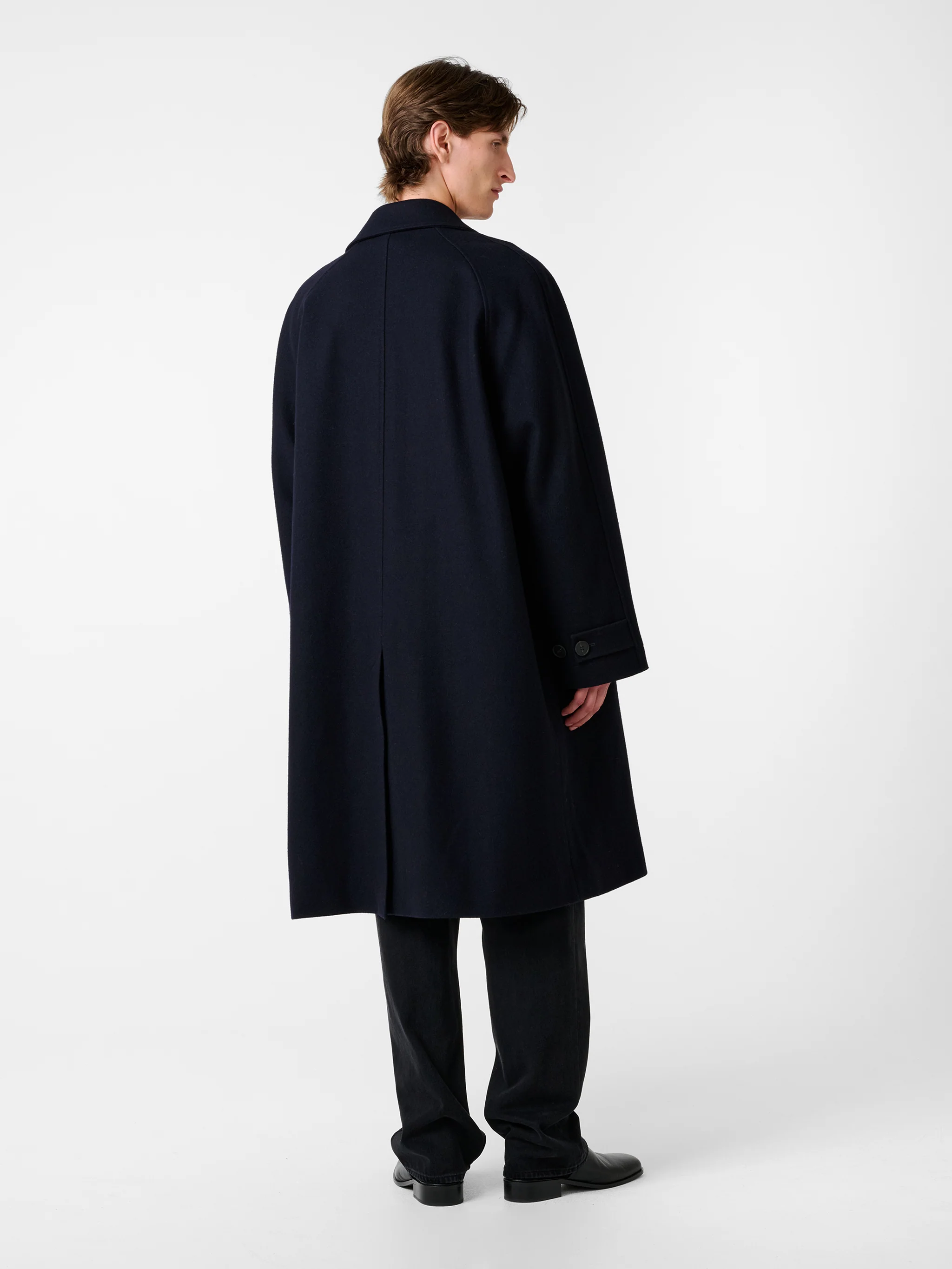 Cabo Wool Coat in Dark Navy - Image 3