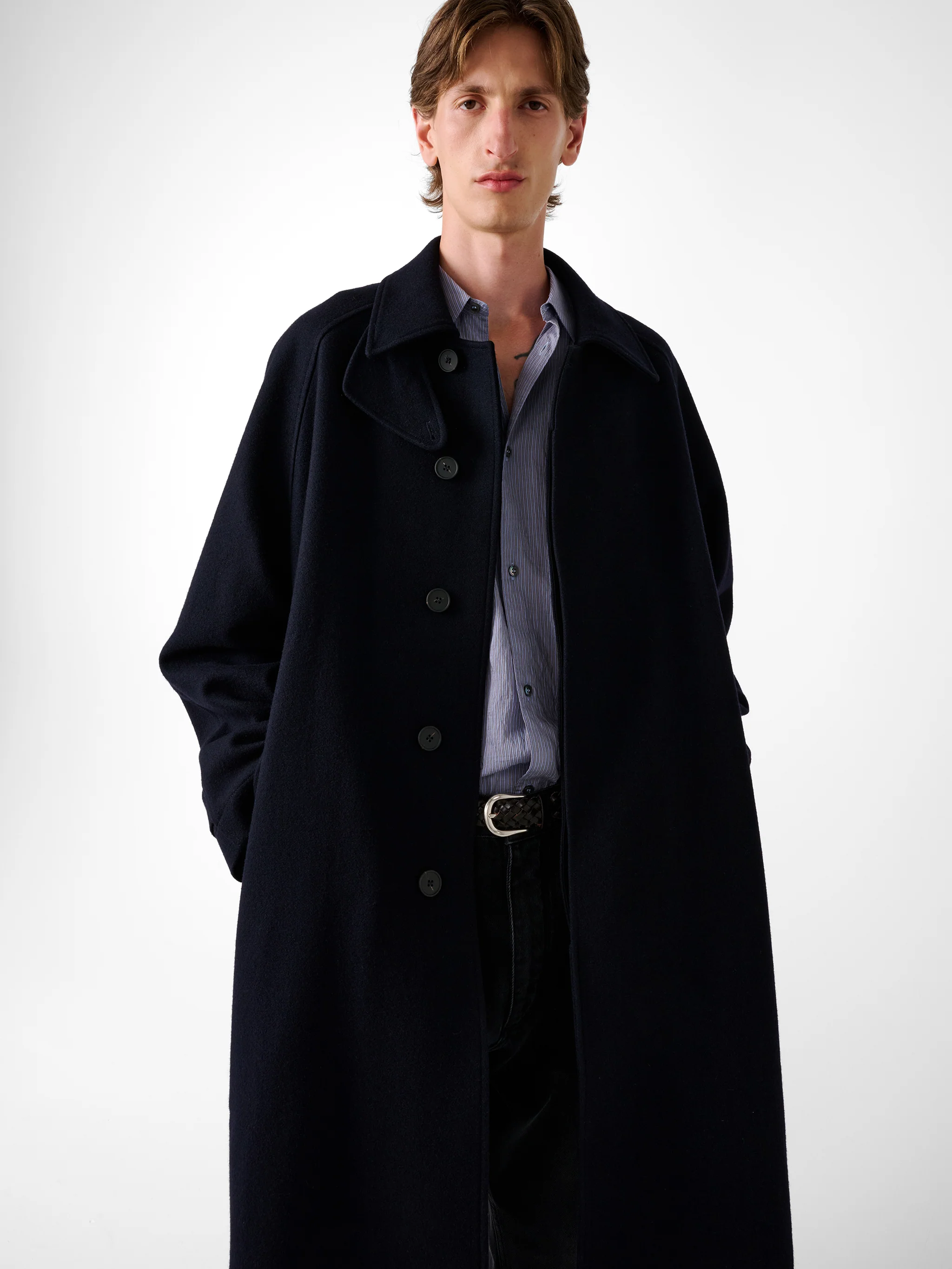 Cabo Wool Coat in Dark Navy - Image 5