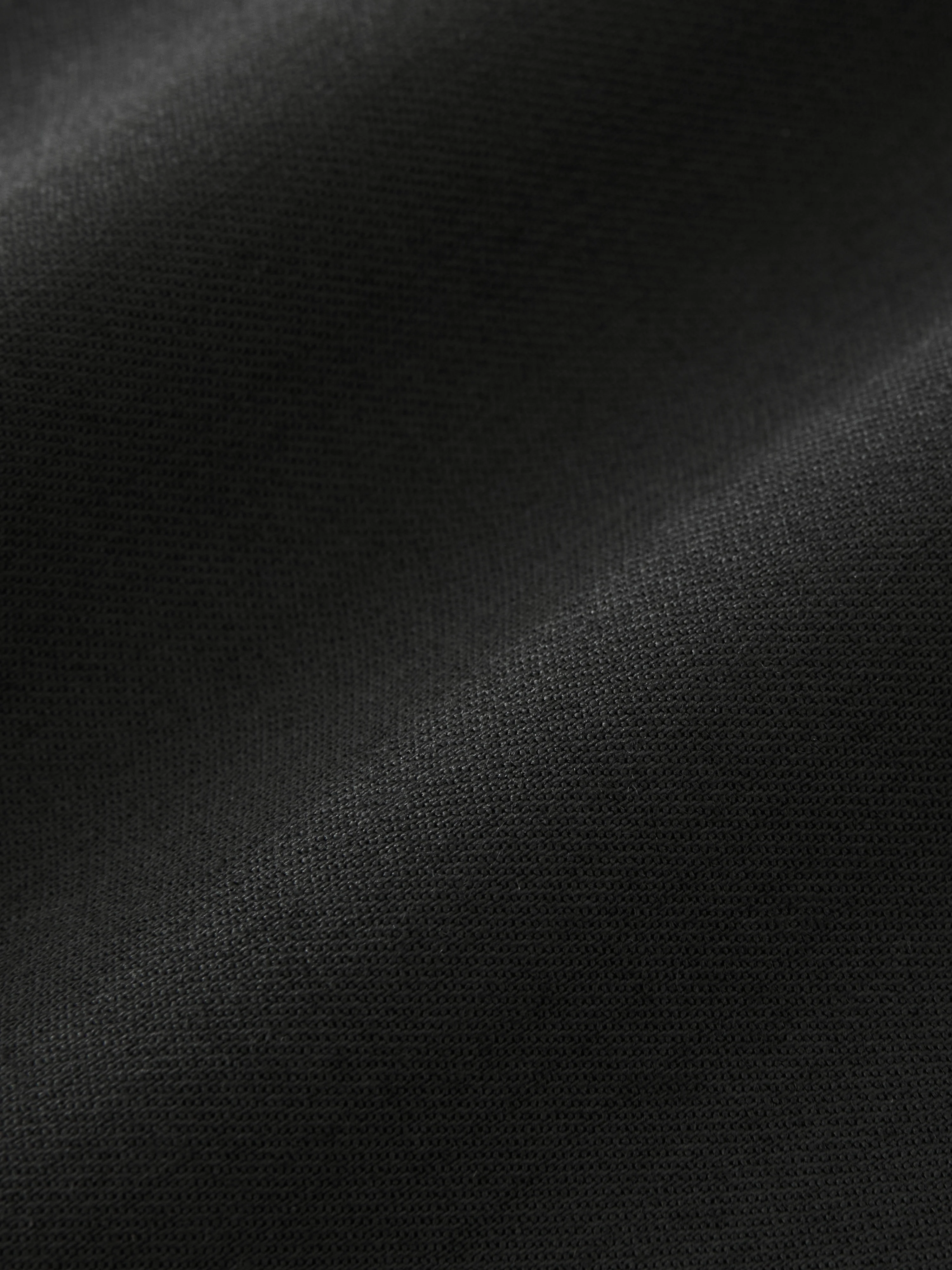 Caten Top in Black - Image 7