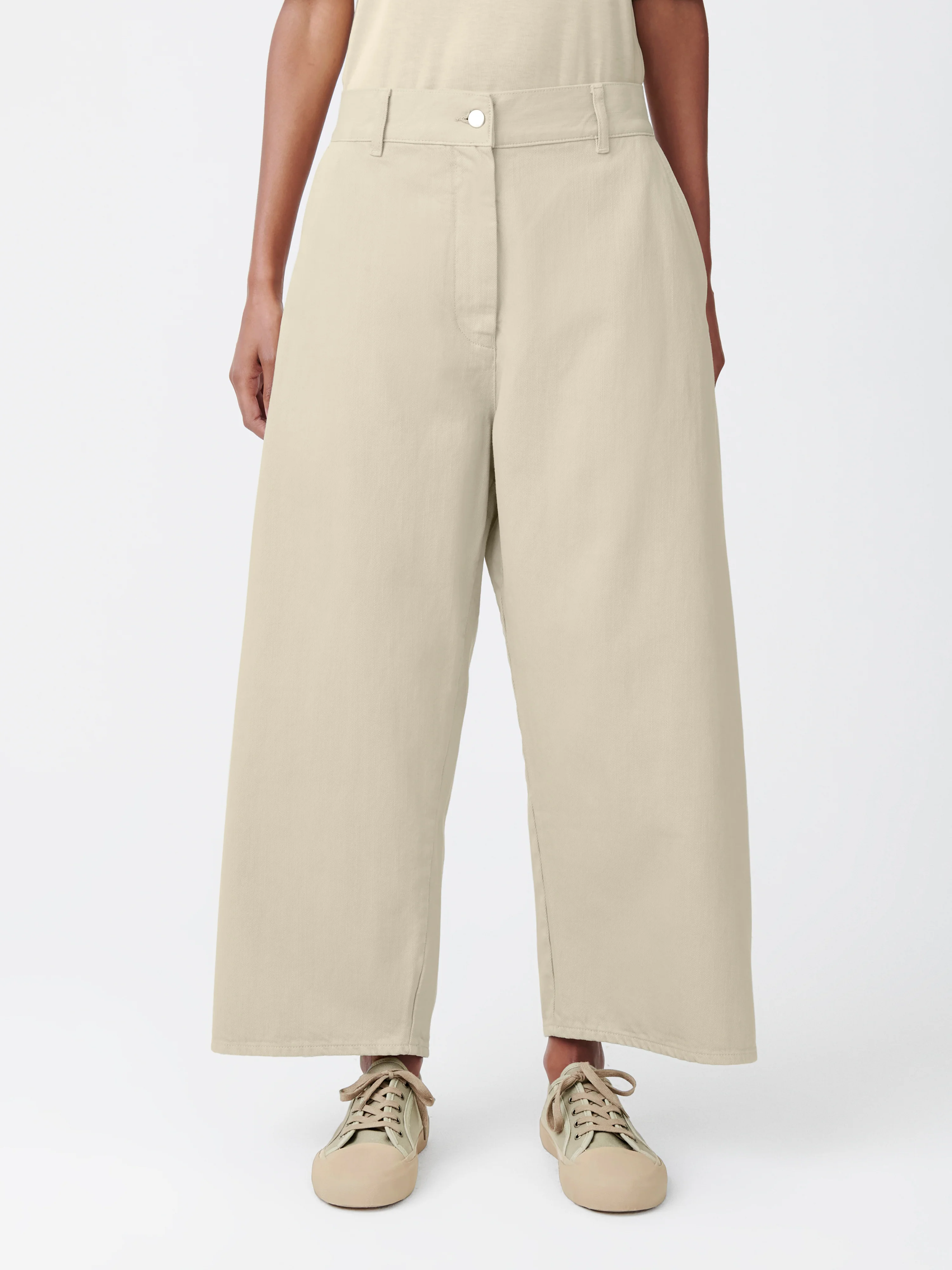 Chalco Denim Pant in Dove - Image 4
