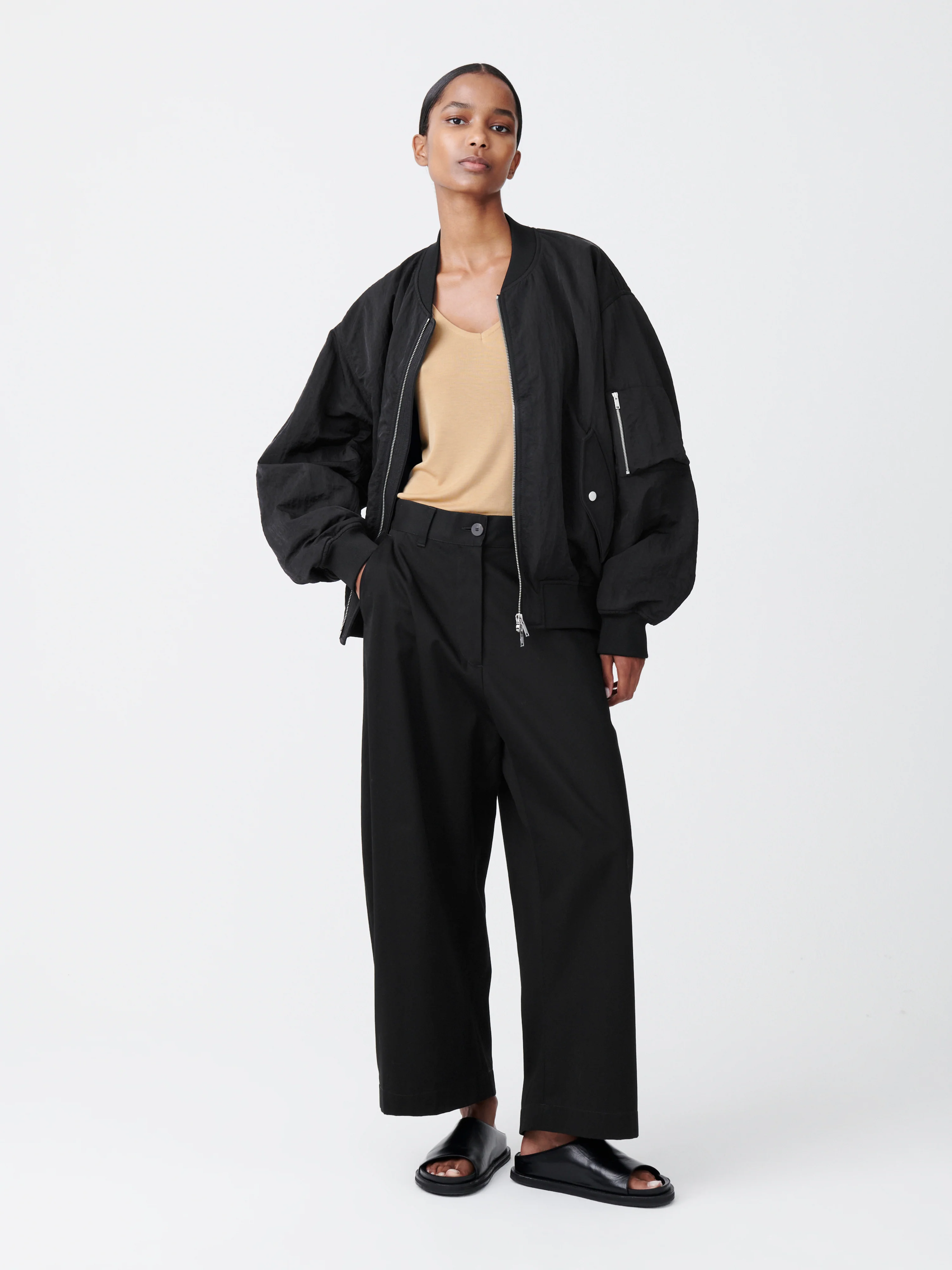 Chalco Twill Pant in Black - Image 2
