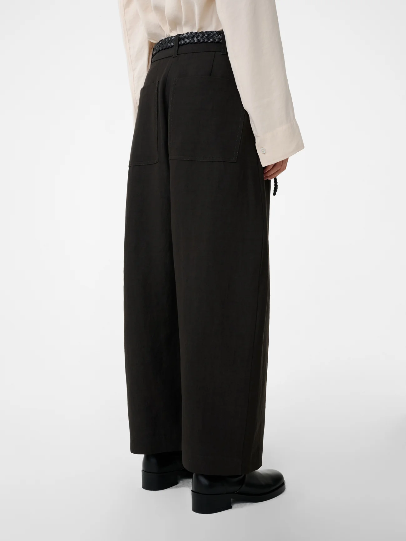 Chalco Linen Pant in Black Grape - Image 6