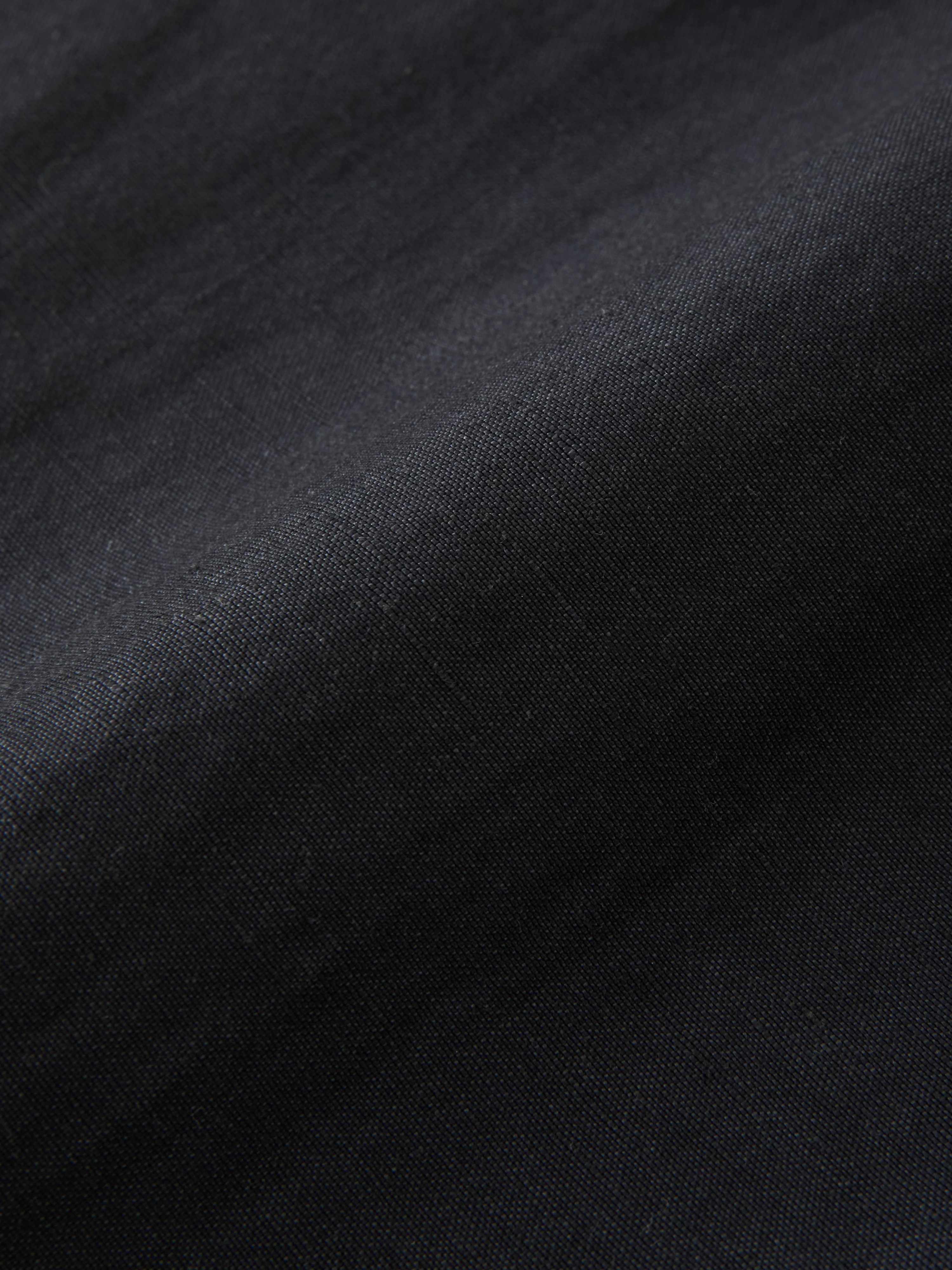 Chalco Linen Blend Pant in Darkest Navy - Image 8