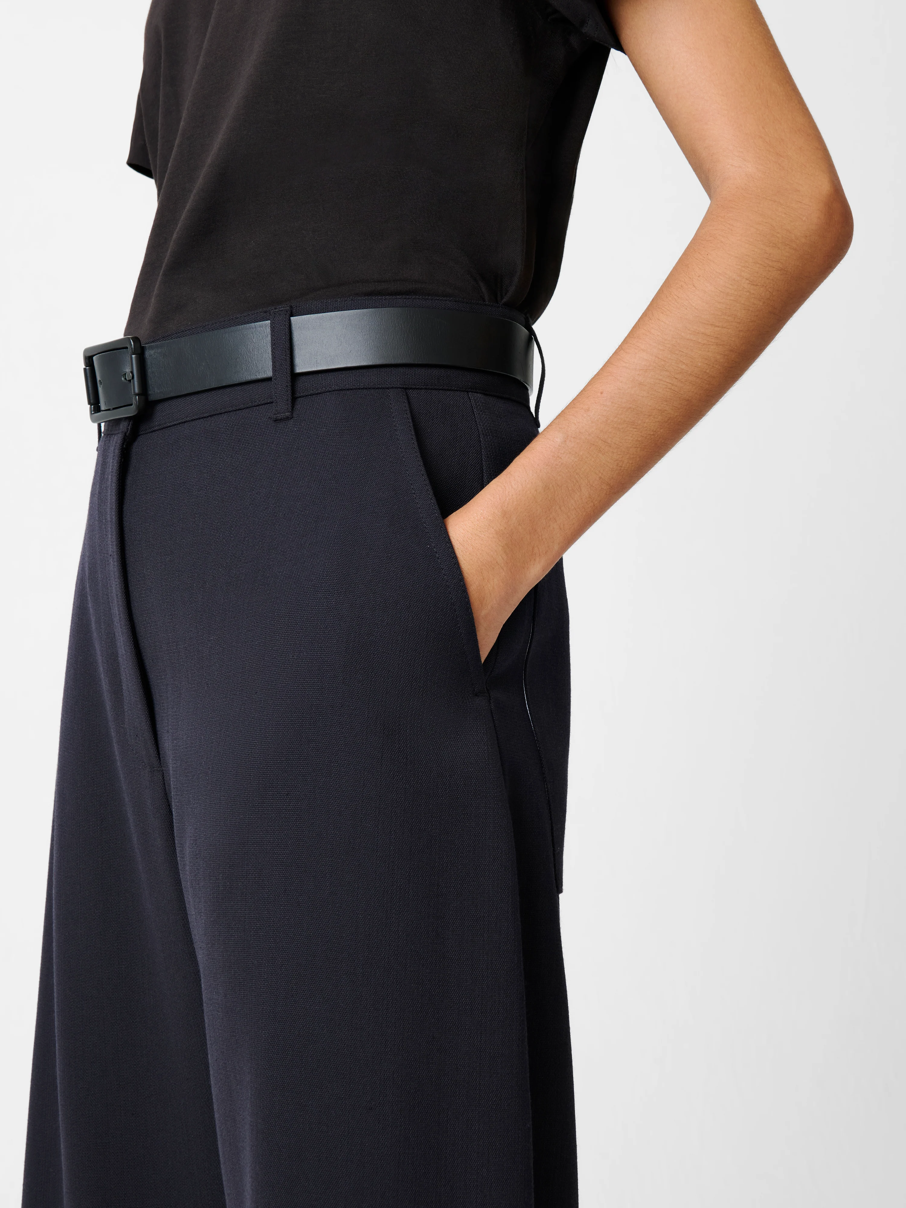 Chalco Wool Pant in Darkest Navy - Image 5