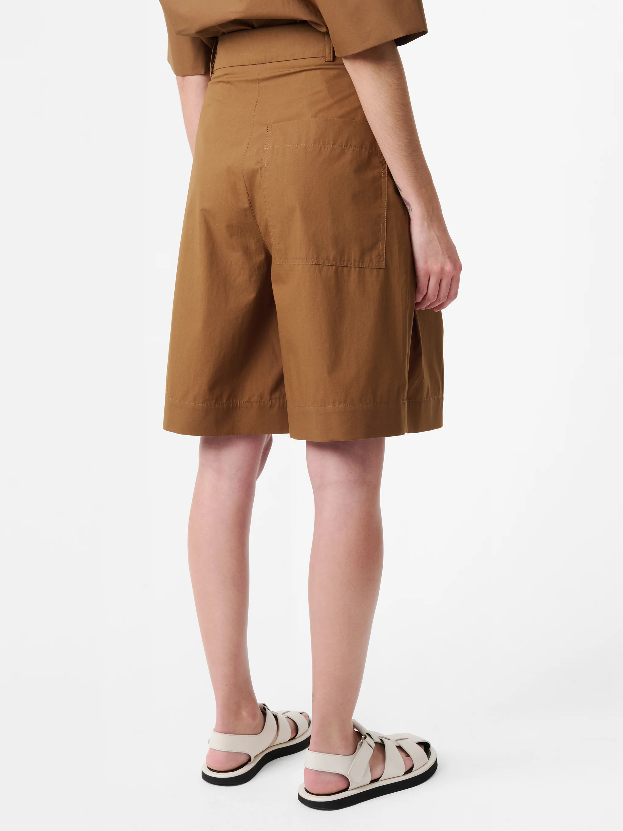 Cito Short in Almond - Image 5