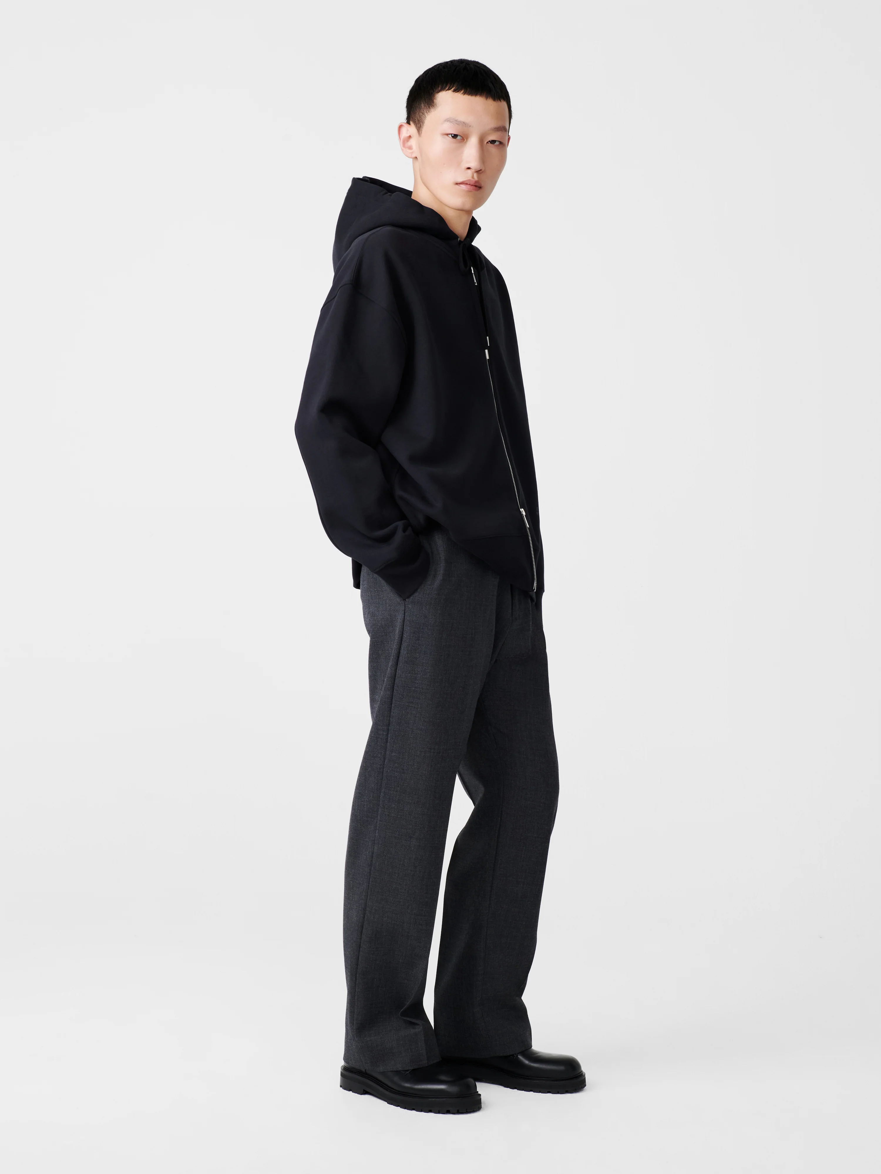 Cova Jersey in Darkest Navy - Image 5