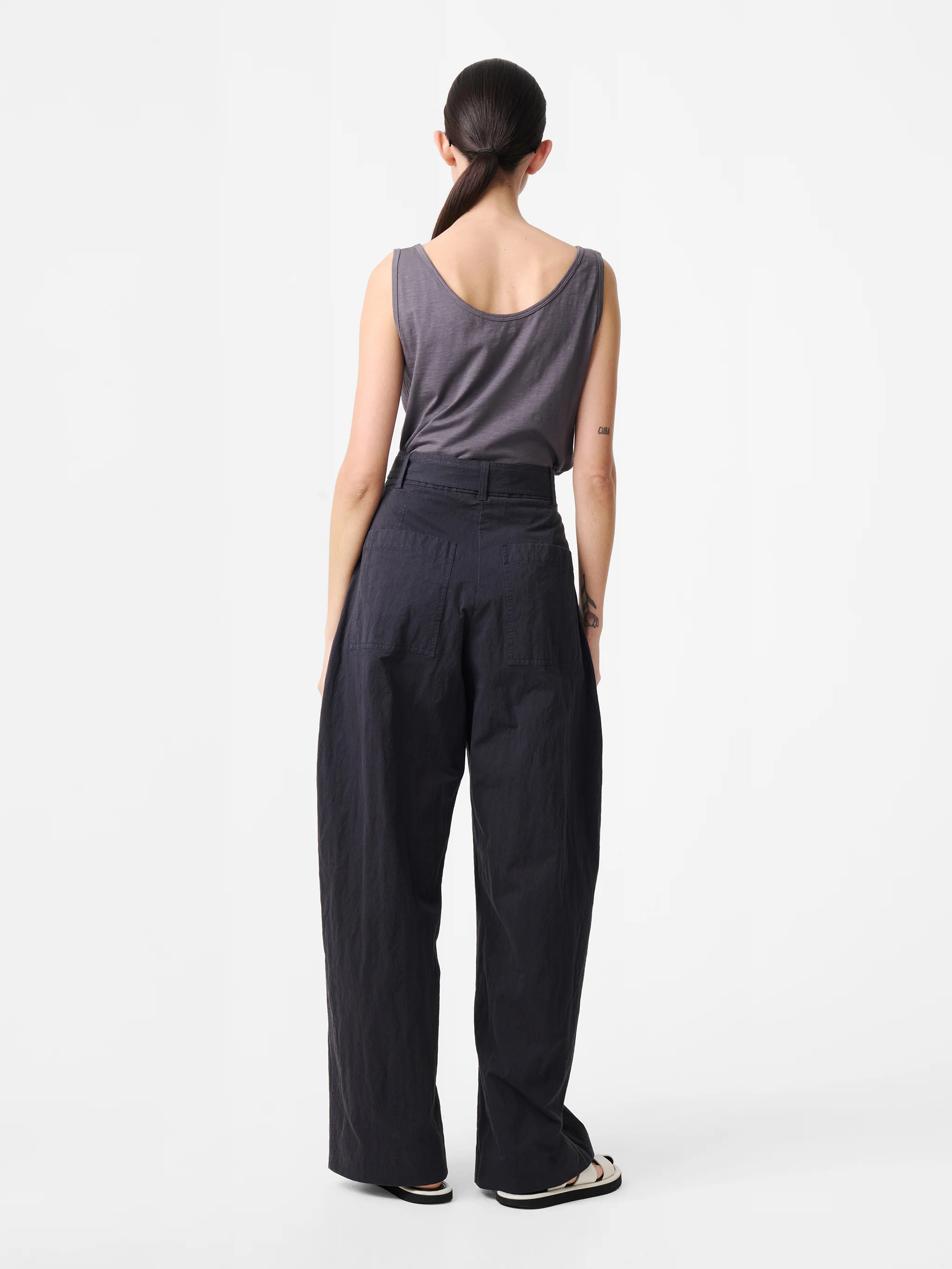 Doring Pant in Dark Navy - Image 3