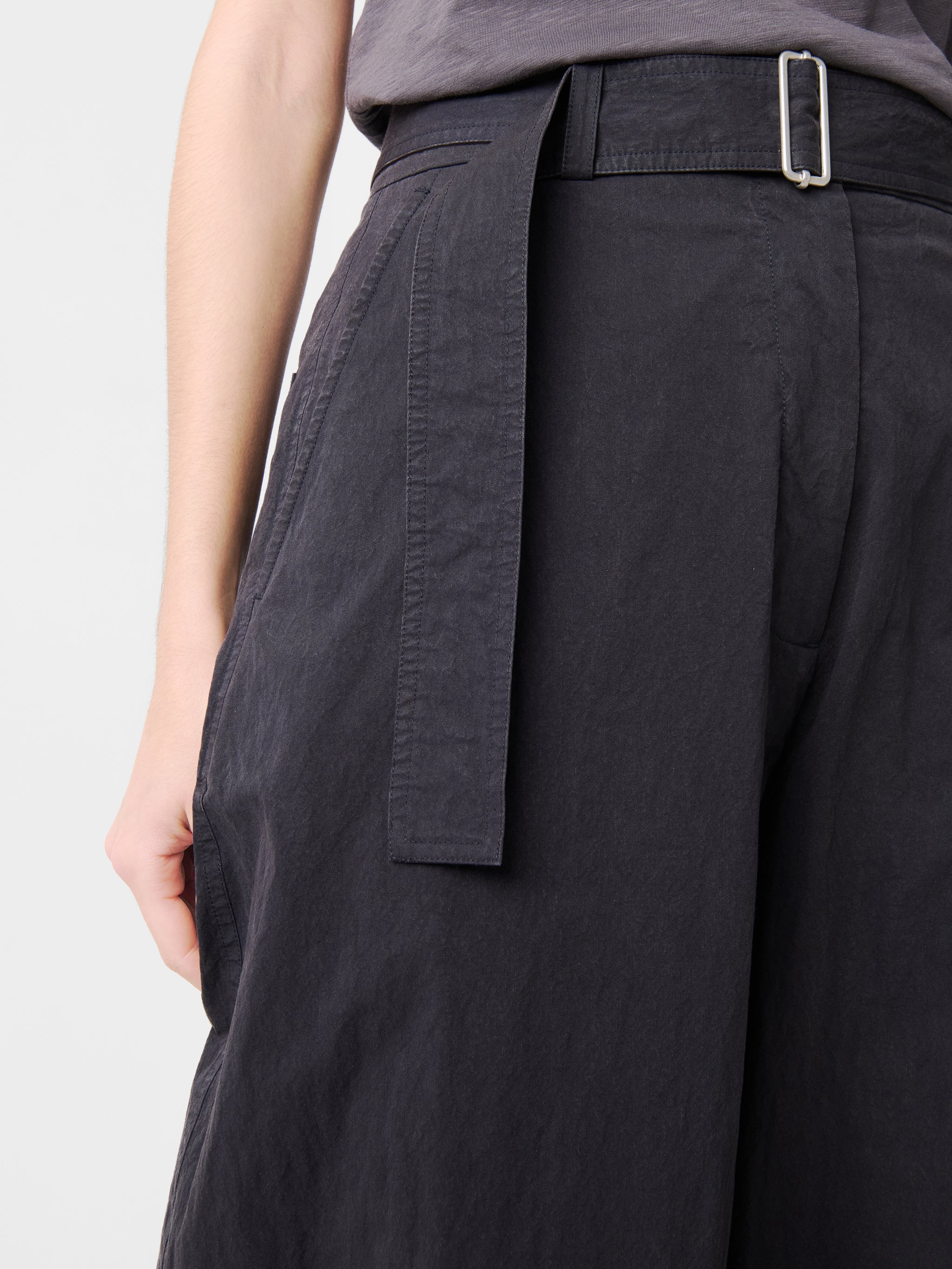 Doring Pant in Dark Navy - Image 6