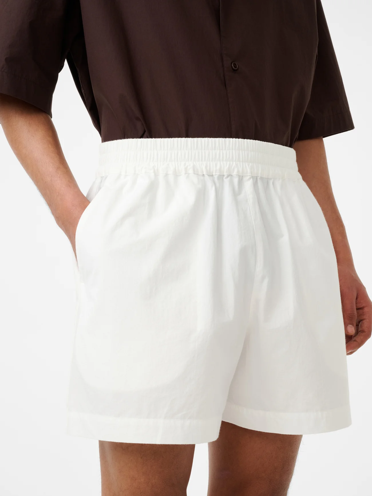 Elio Short in Optic White - Image 3