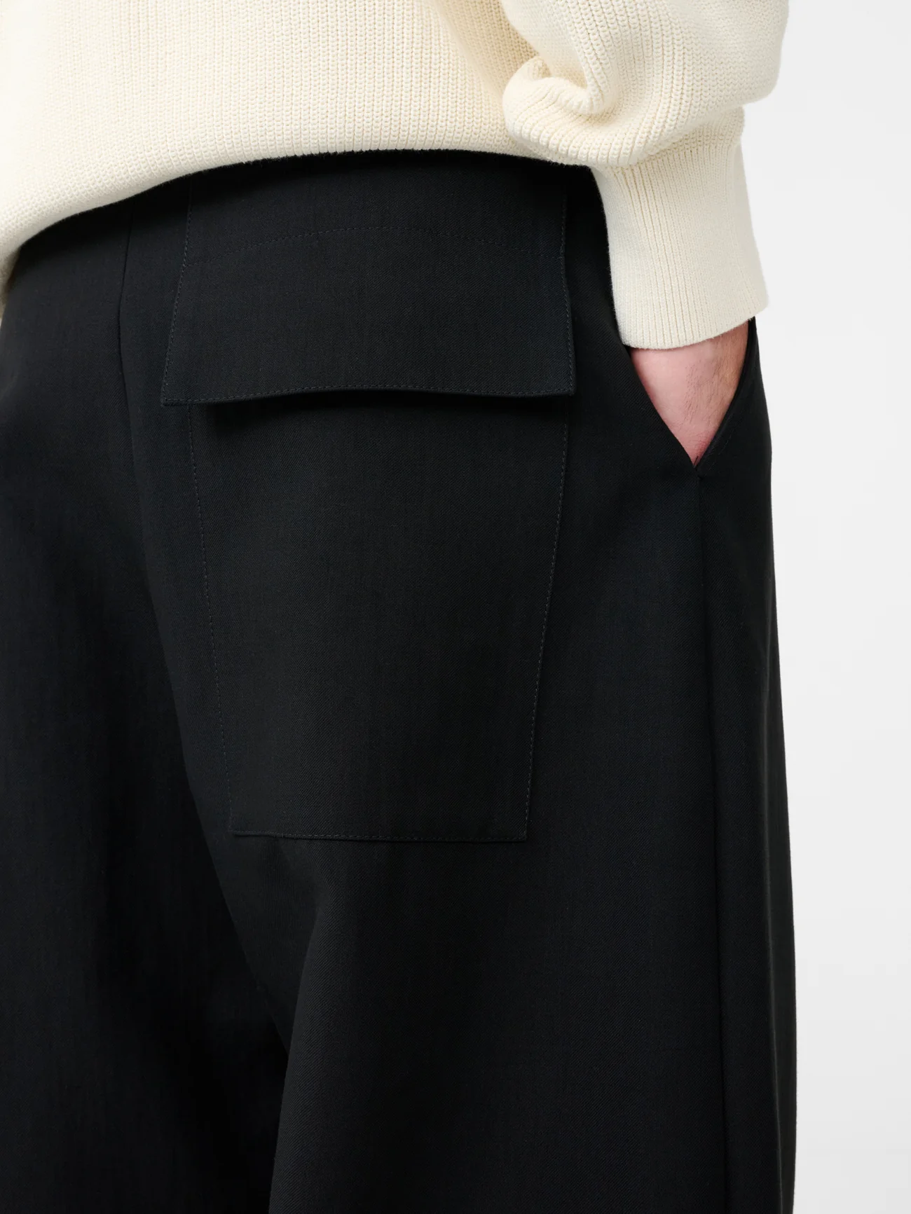 Ellis Pant in Black - Image 7