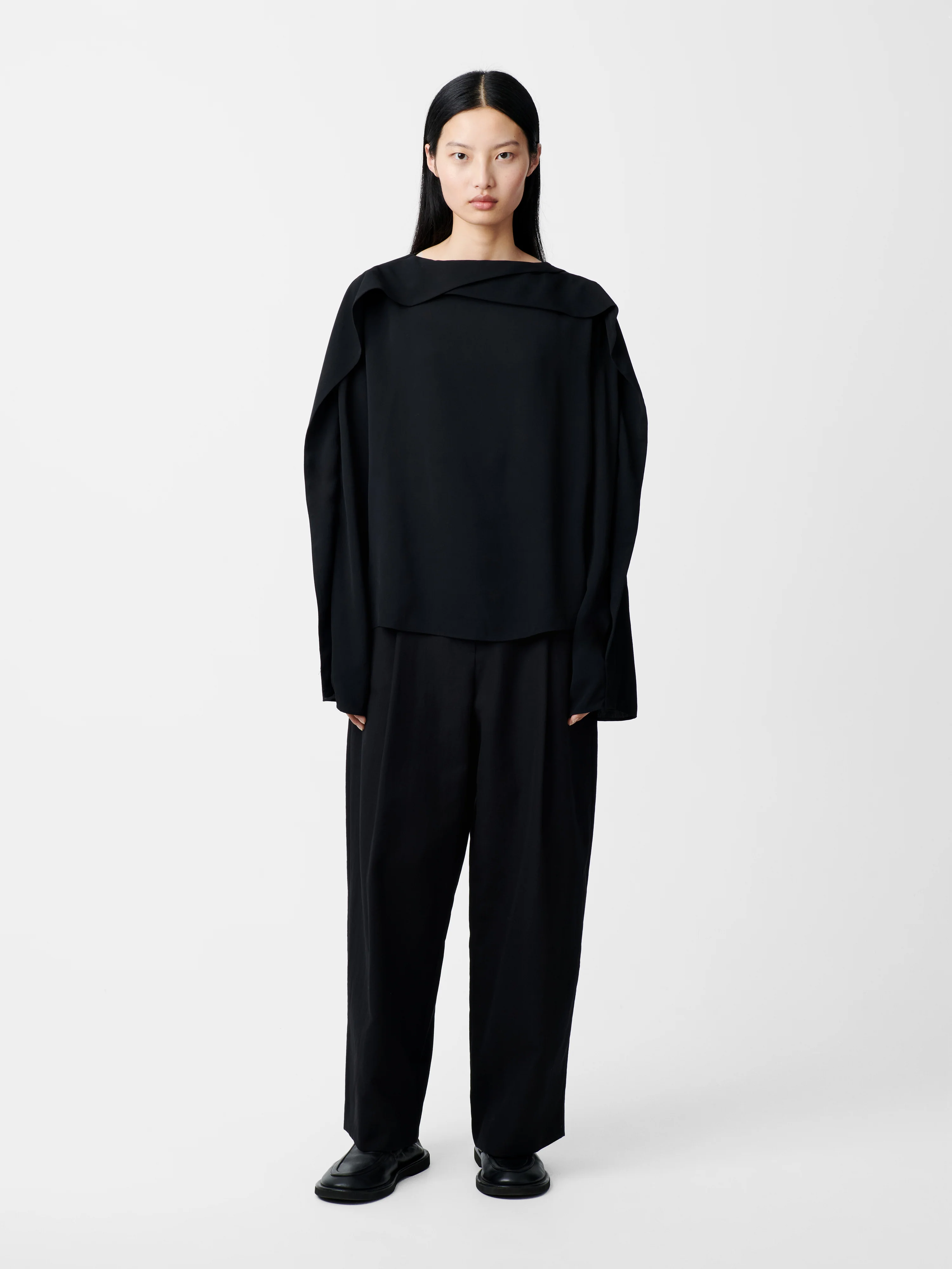 Emmet Top in Black - Image 3