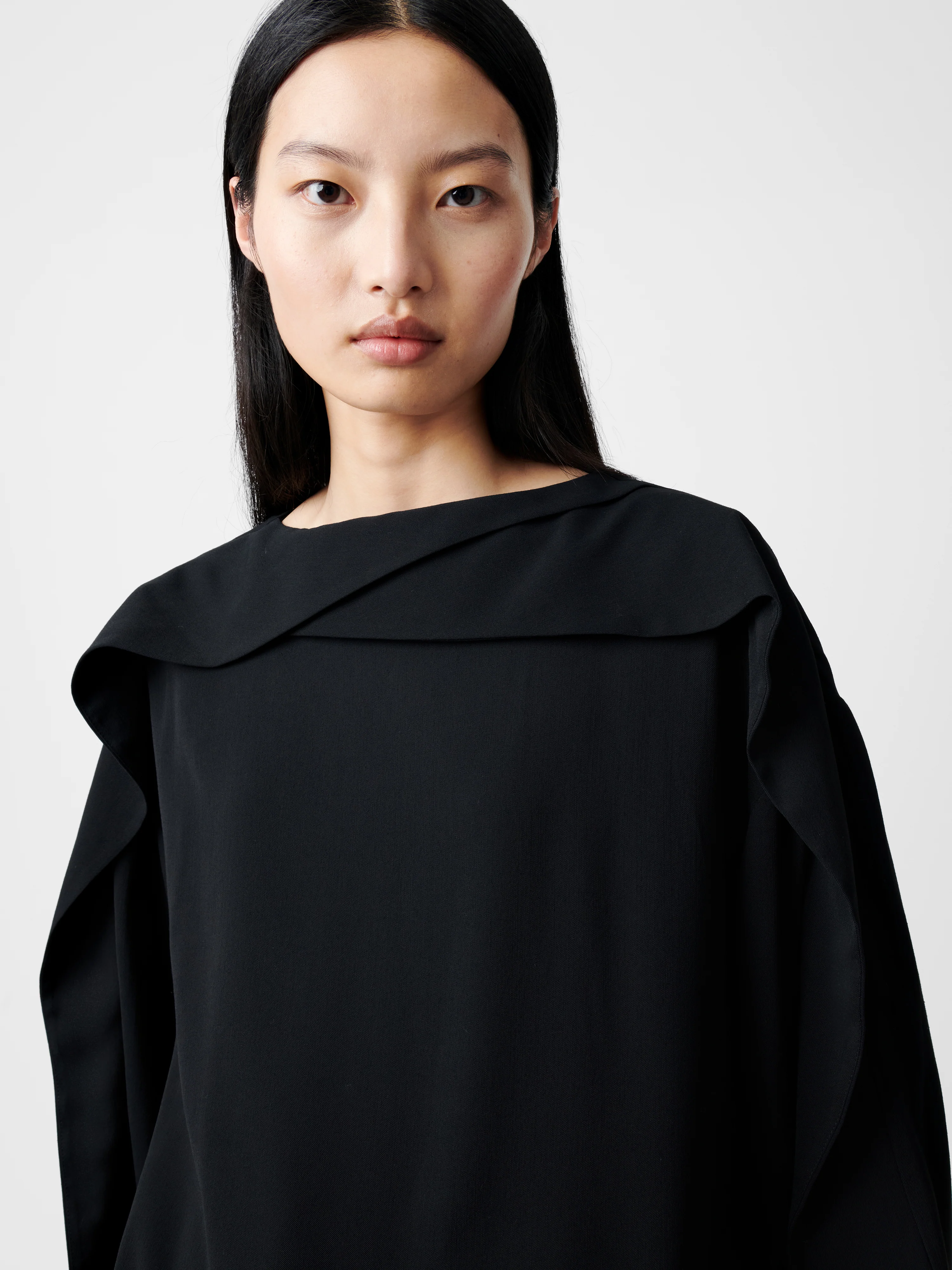 Emmet Top in Black - Image 4