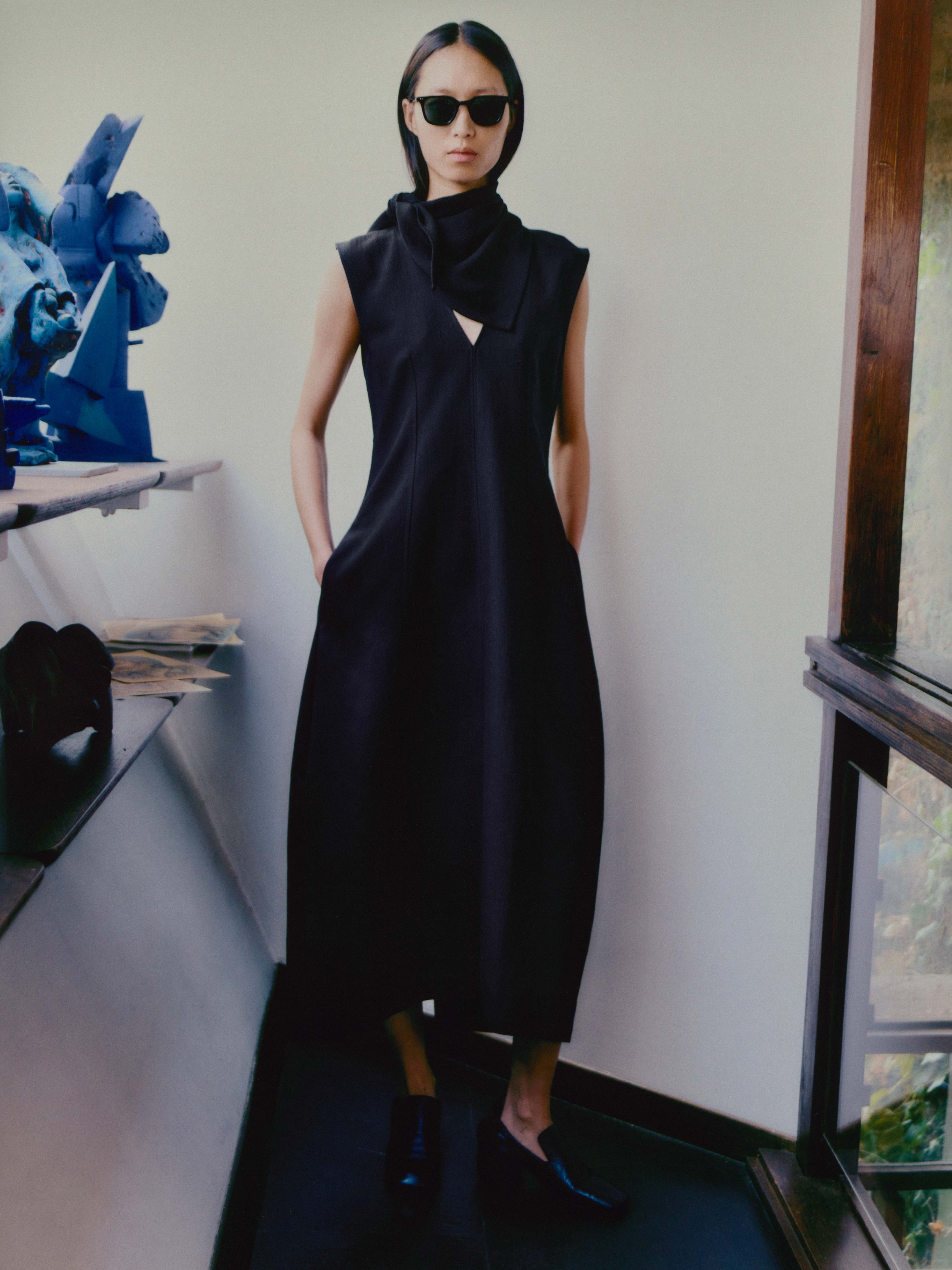 Enna Dress in Black - Image 2