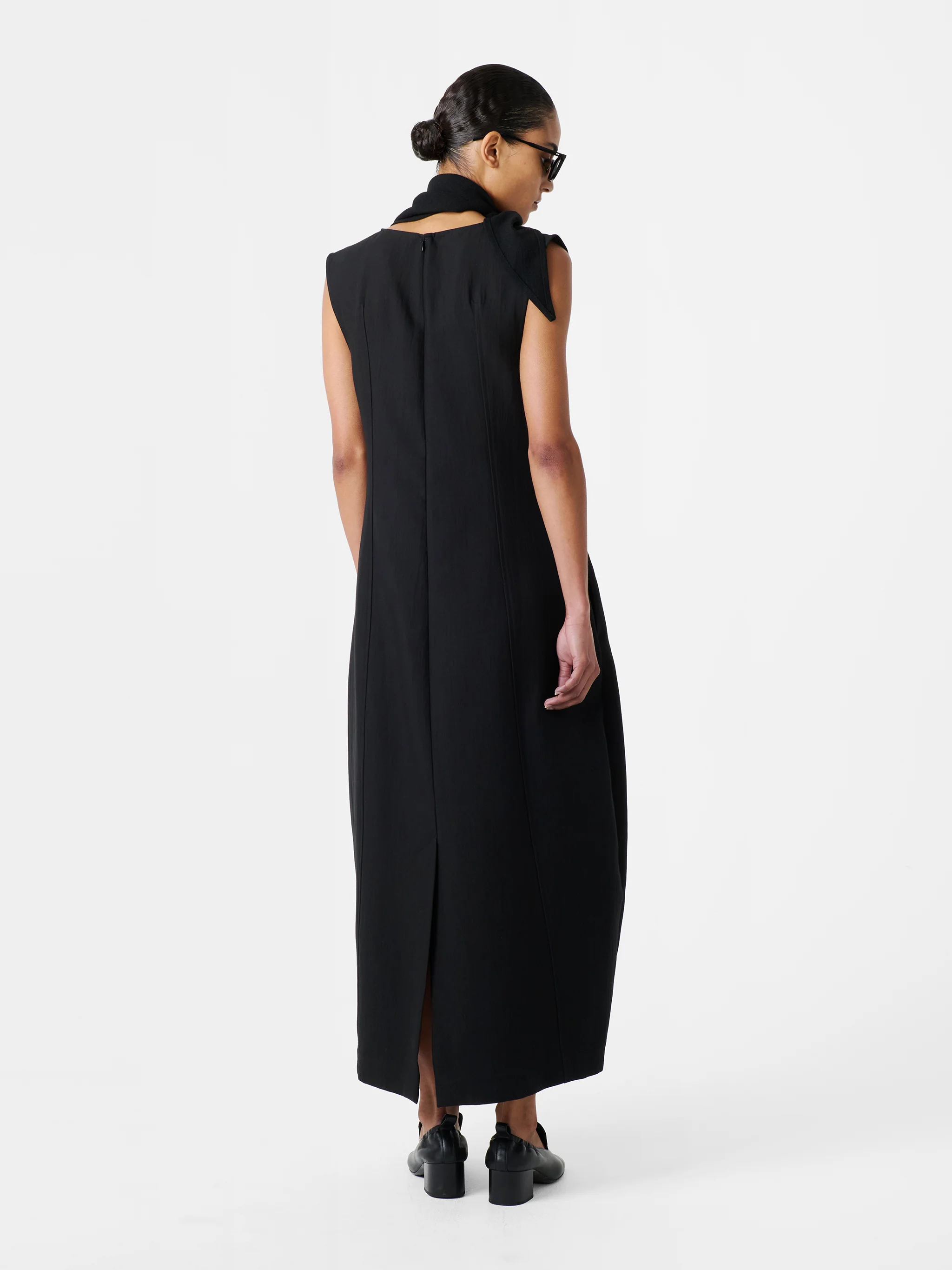 Enna Dress in Black - Image 6