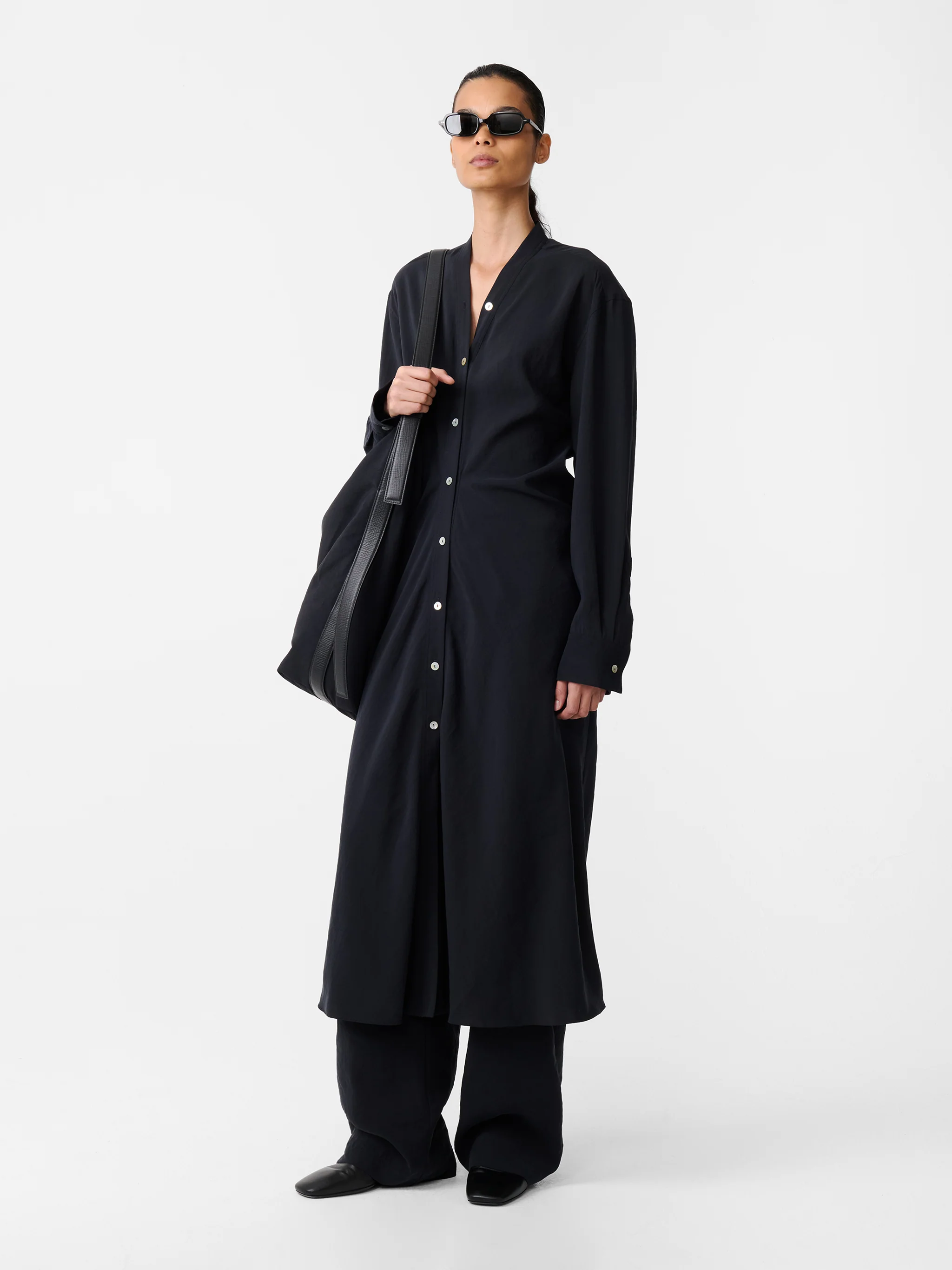 Fiore Dress in Darkest Navy - Image 4