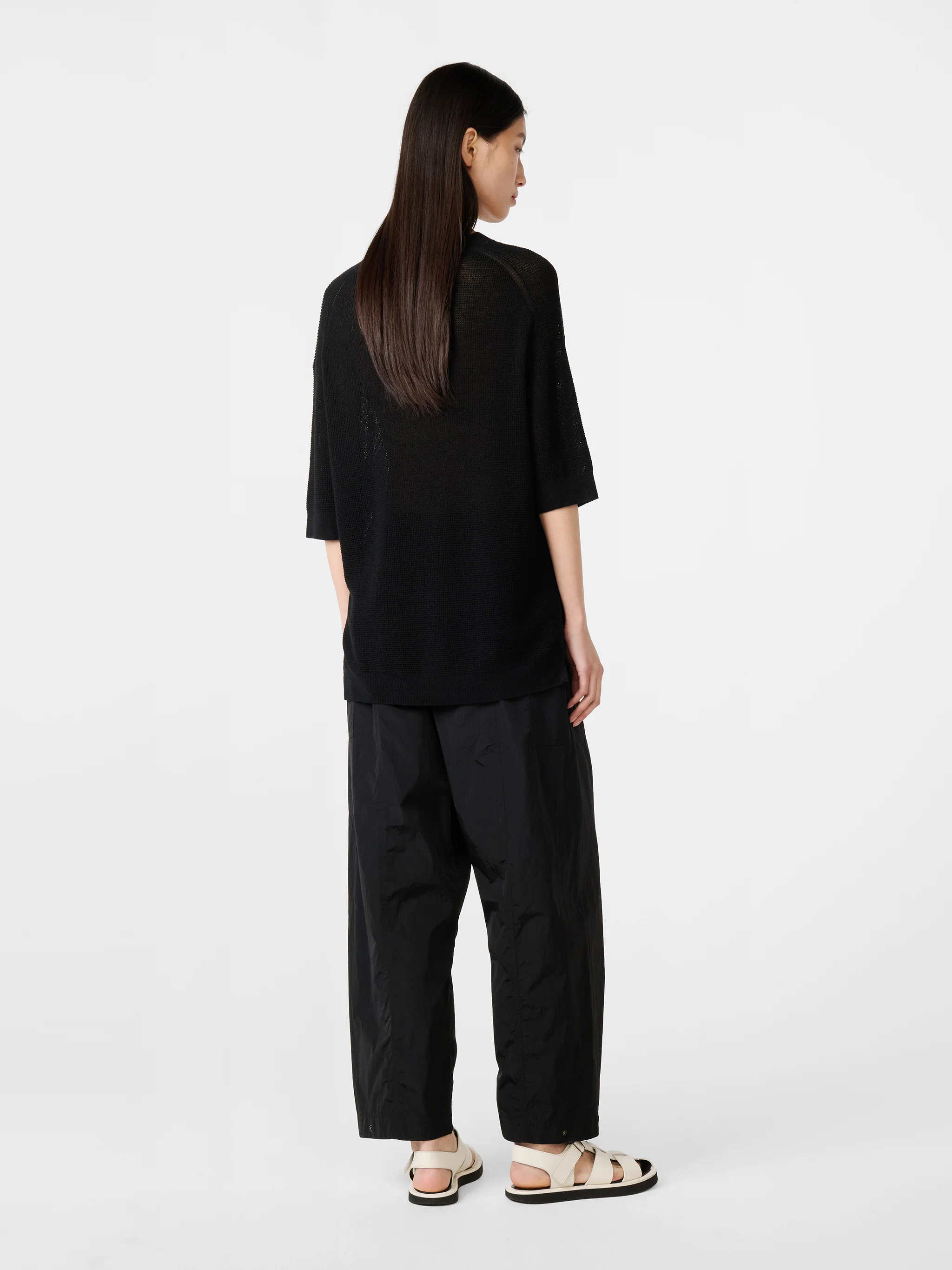 Firma Knit in Black - Image 5