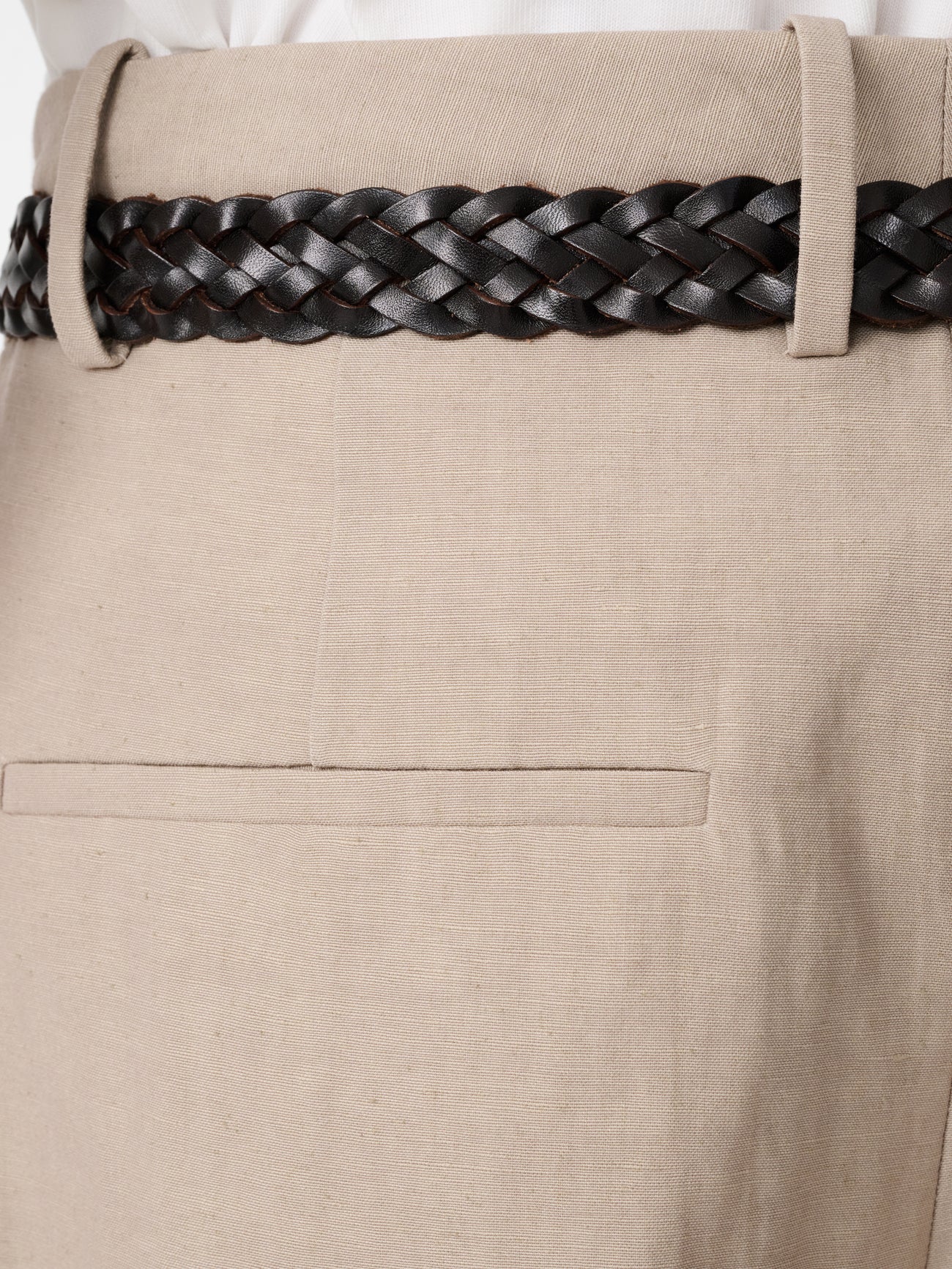 Fowld Linen Short in Sand - Image 7