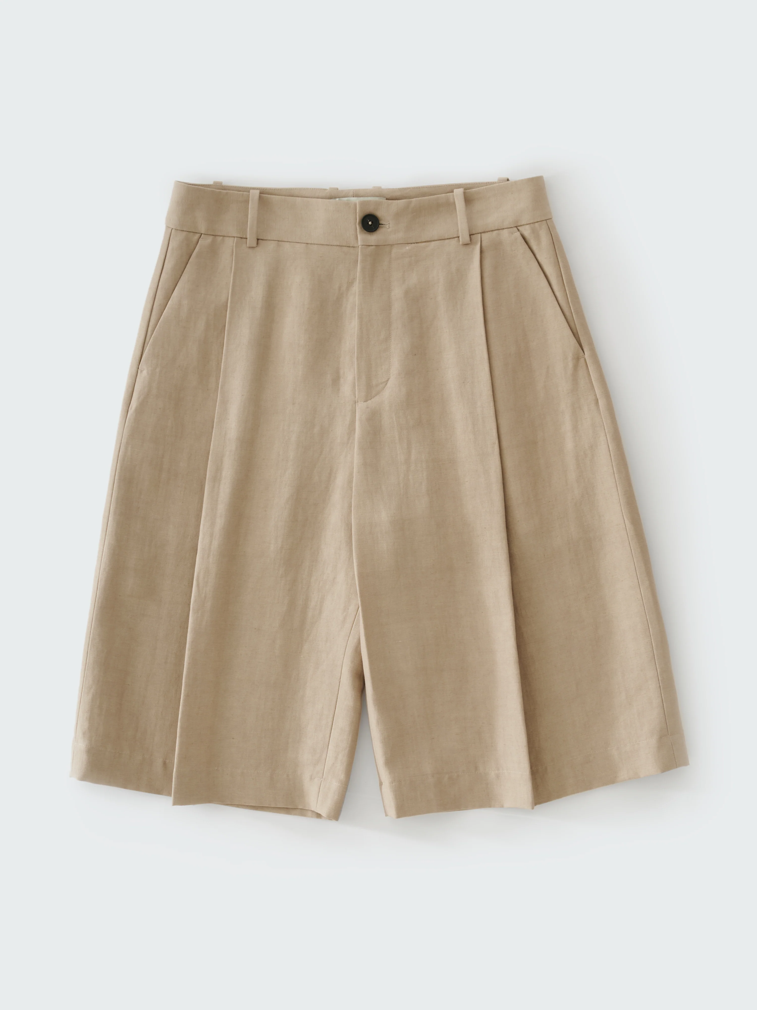 Fowld Linen Short in Sand - Image 8