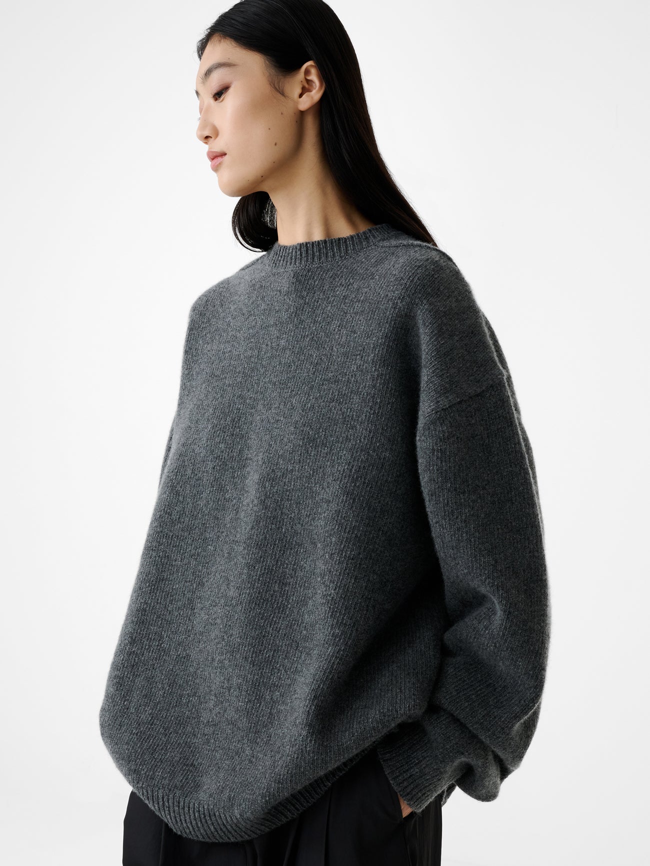 Hemyl Knit in Granite - Image 10