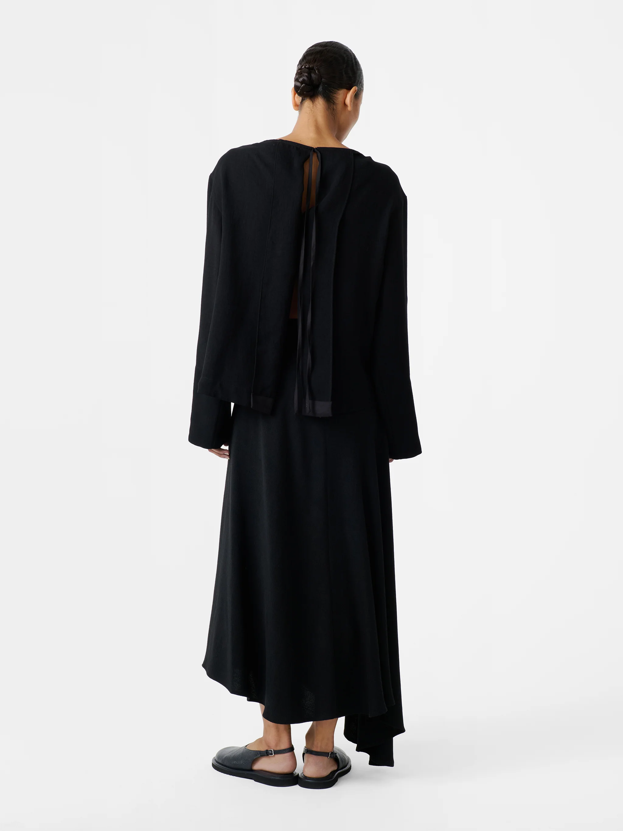 Hirta Skirt in Black - Image 3