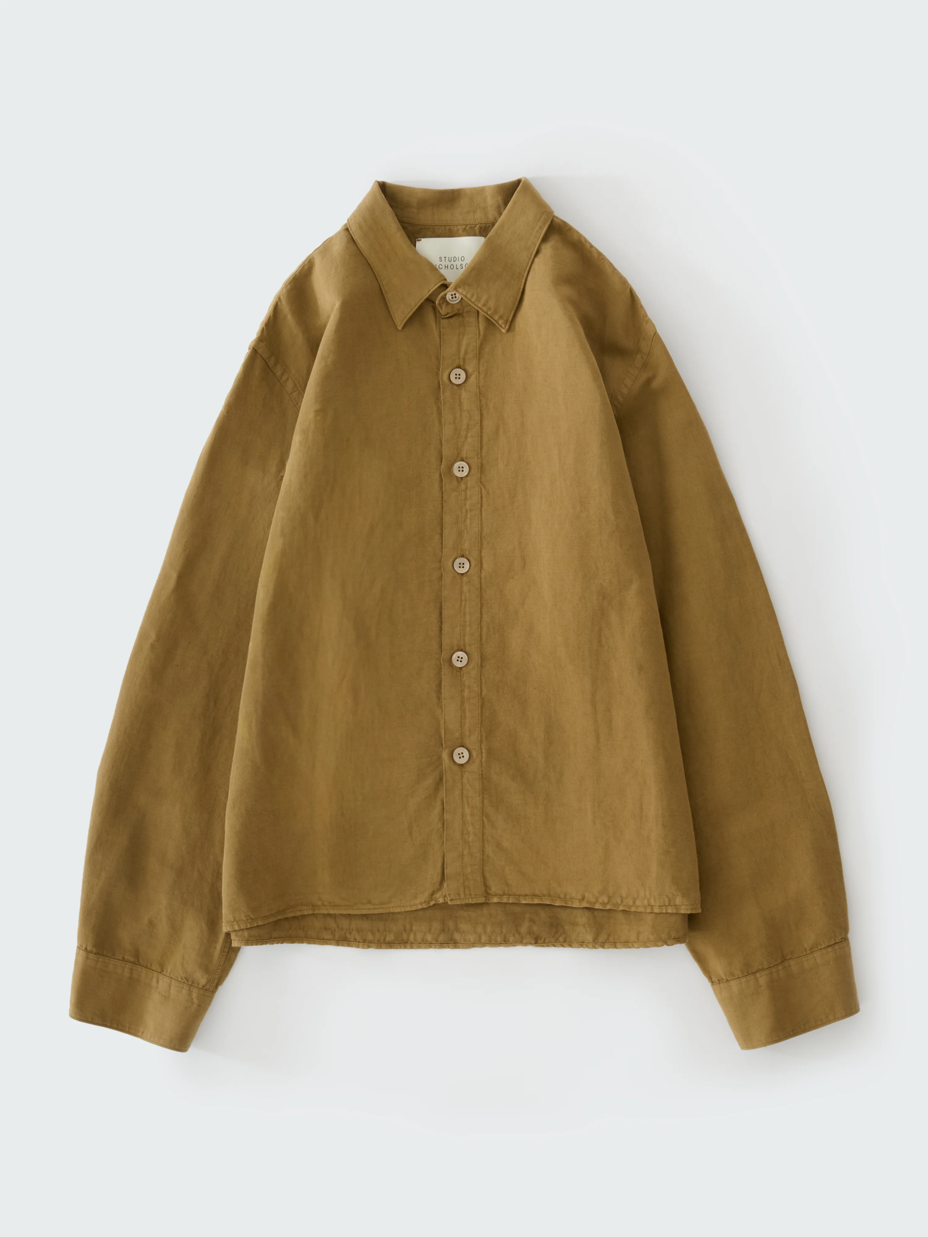 Hithe Linen Shirt in Chino - Image 6