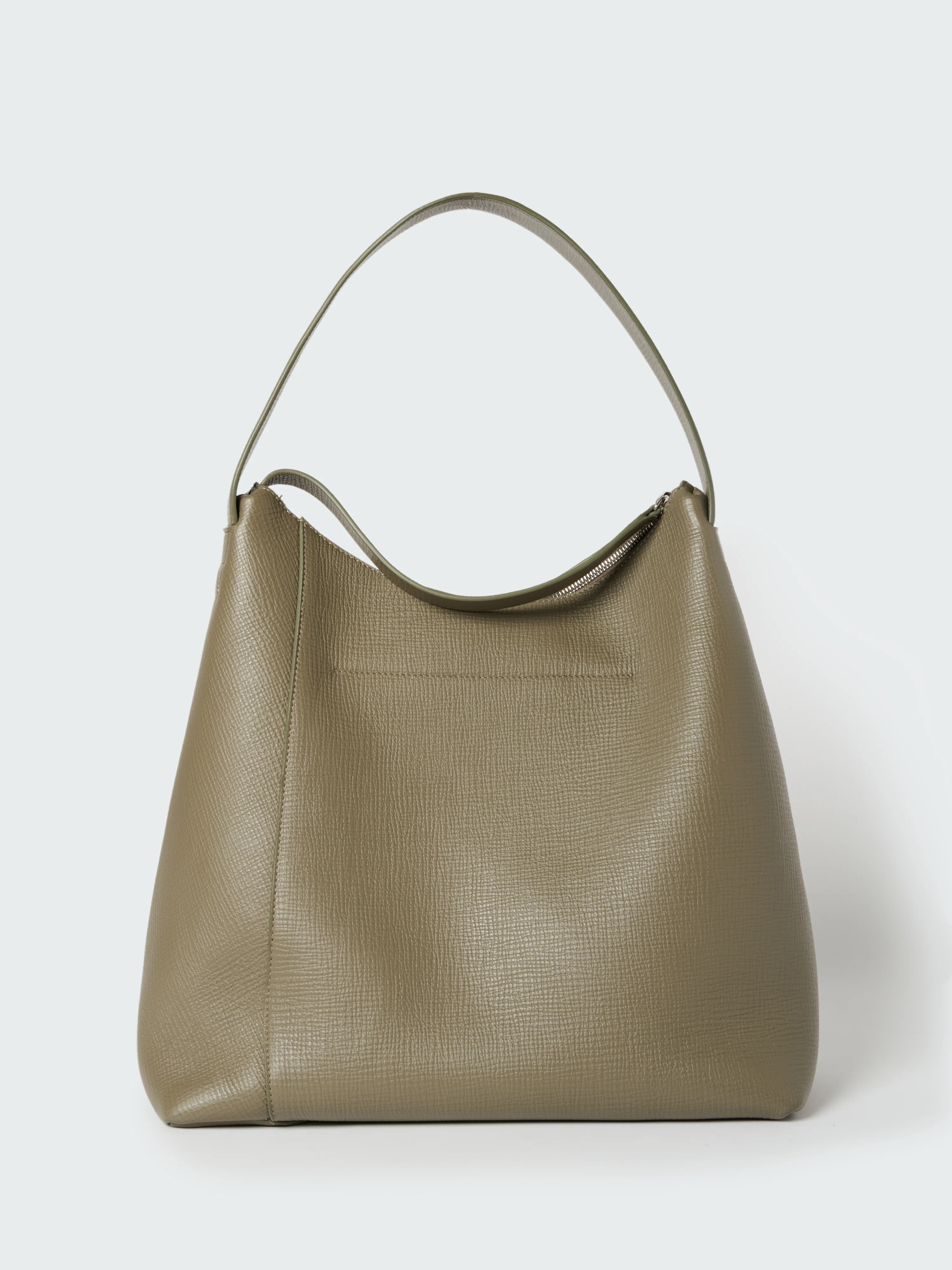 Hobo Type 1 Leather Bag in Elephant - Image 4