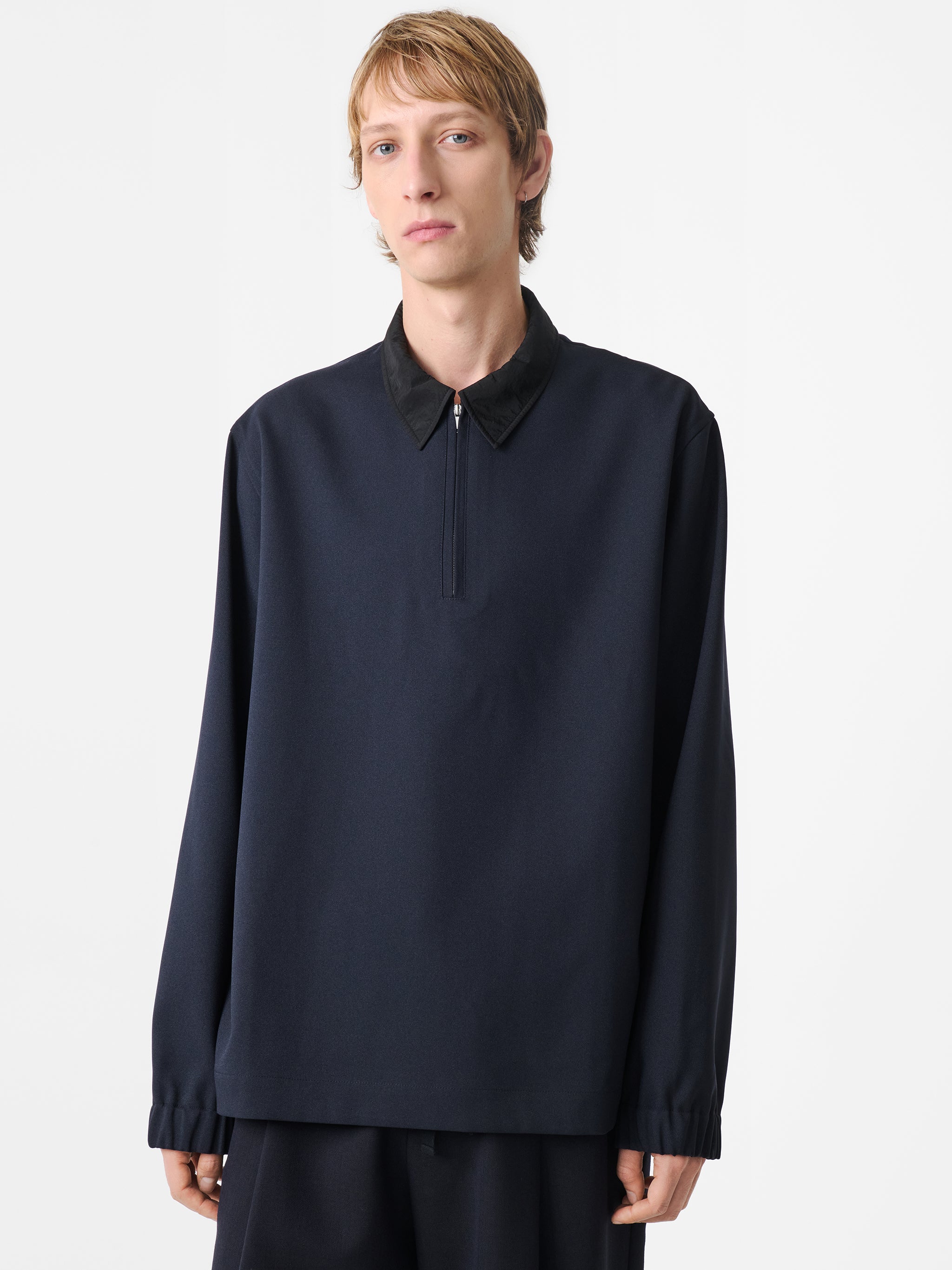 Joss Shirt in Darkest Navy - Image 2