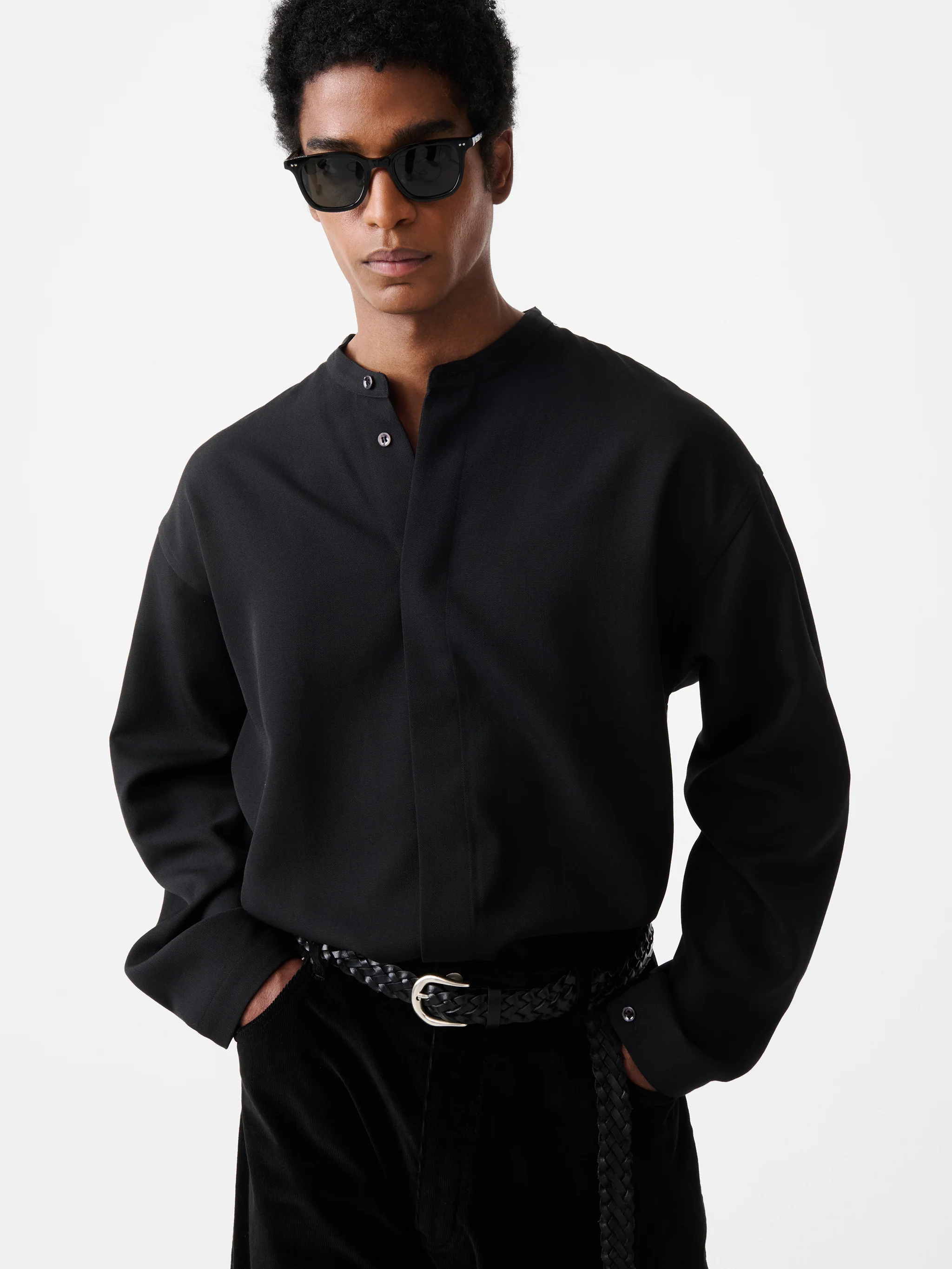 Karst Shirt in Black - Image 2