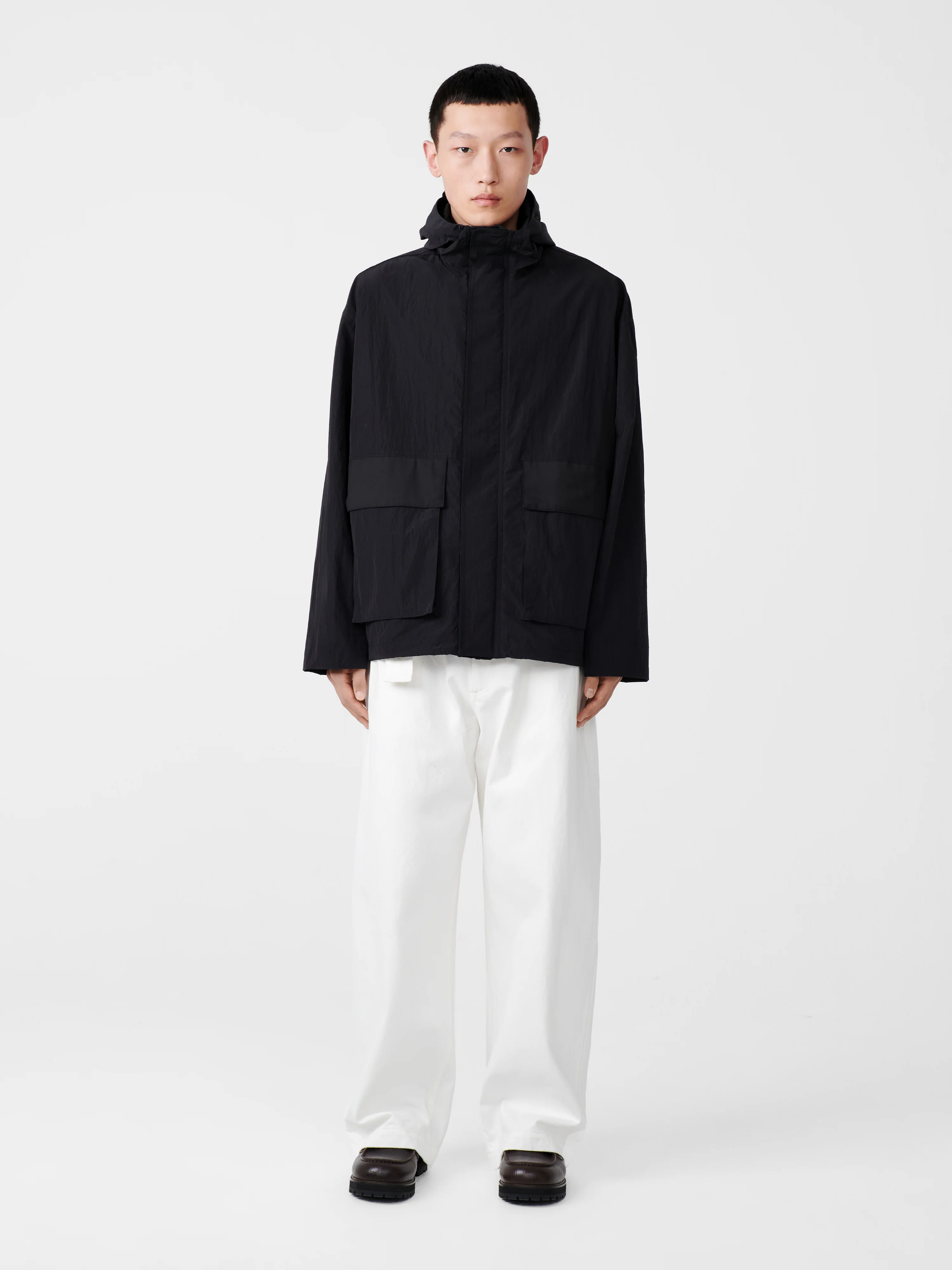 Lessen Jacket in Black - Image 5