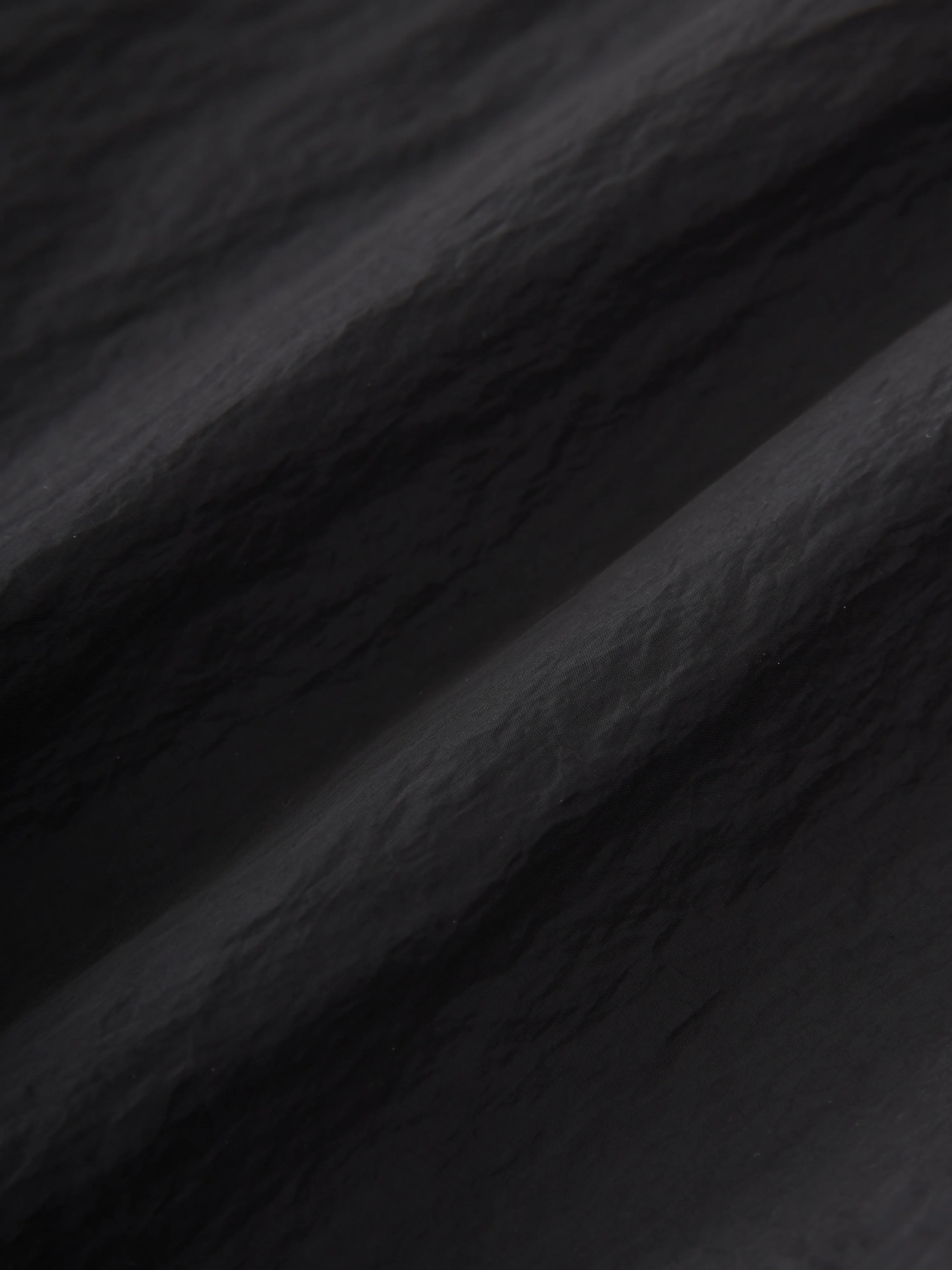 Lessen Jacket in Black - Image 7