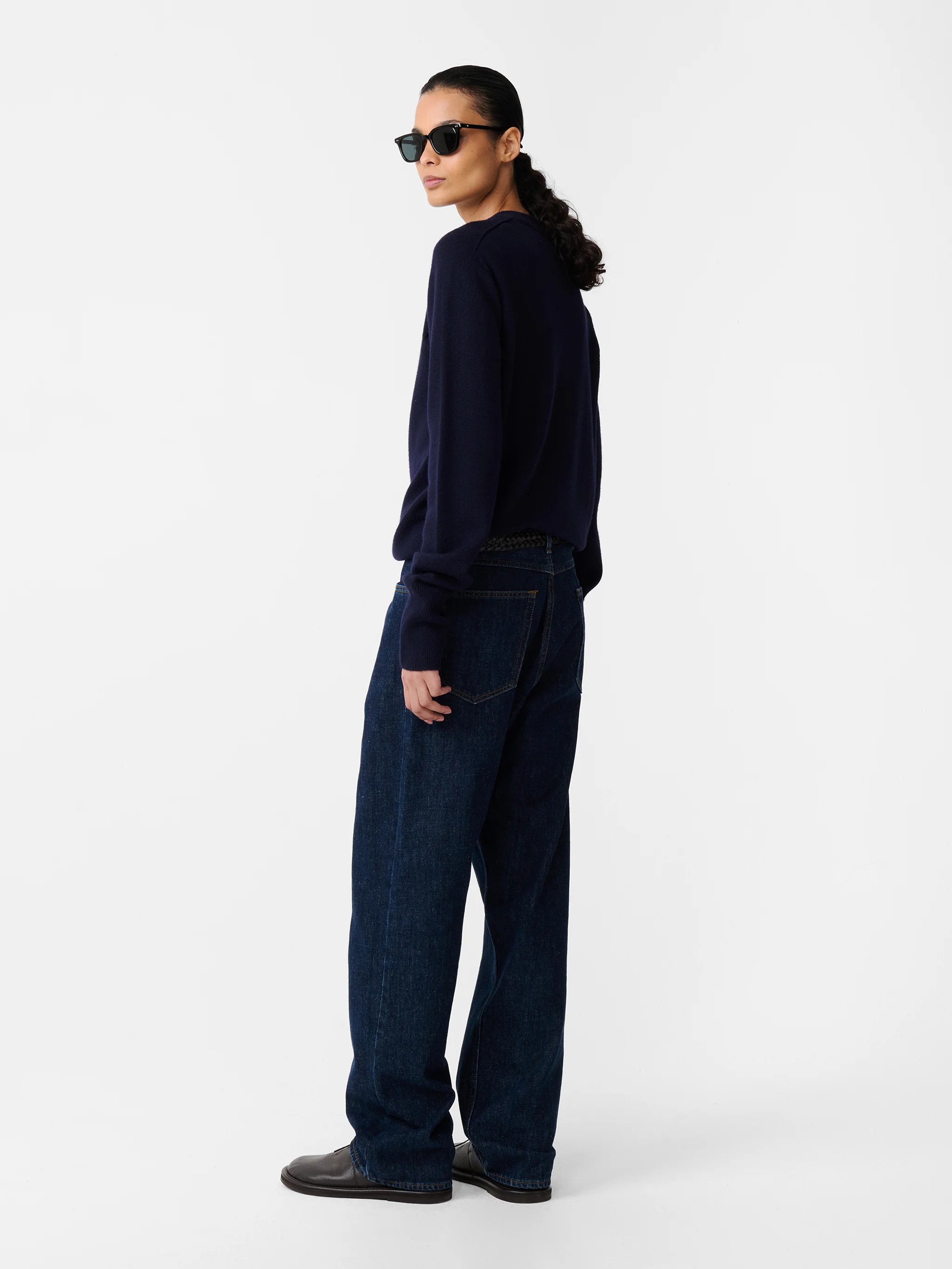 Marylebone Straight Leg Denim Pant in Indigo Light Wash - Image 5