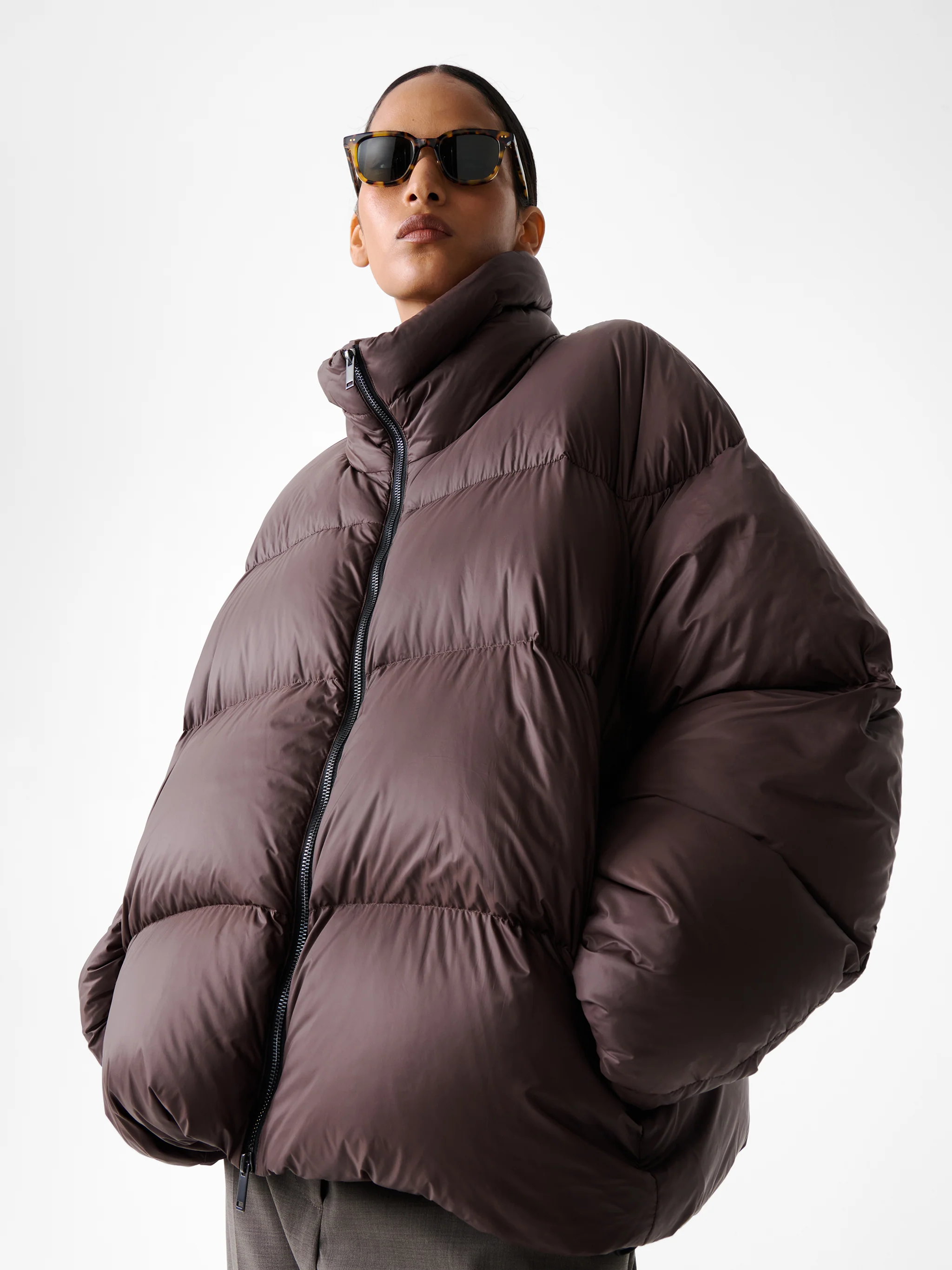 Massey Puffer Jacket in Chocolate Brown - Image 4