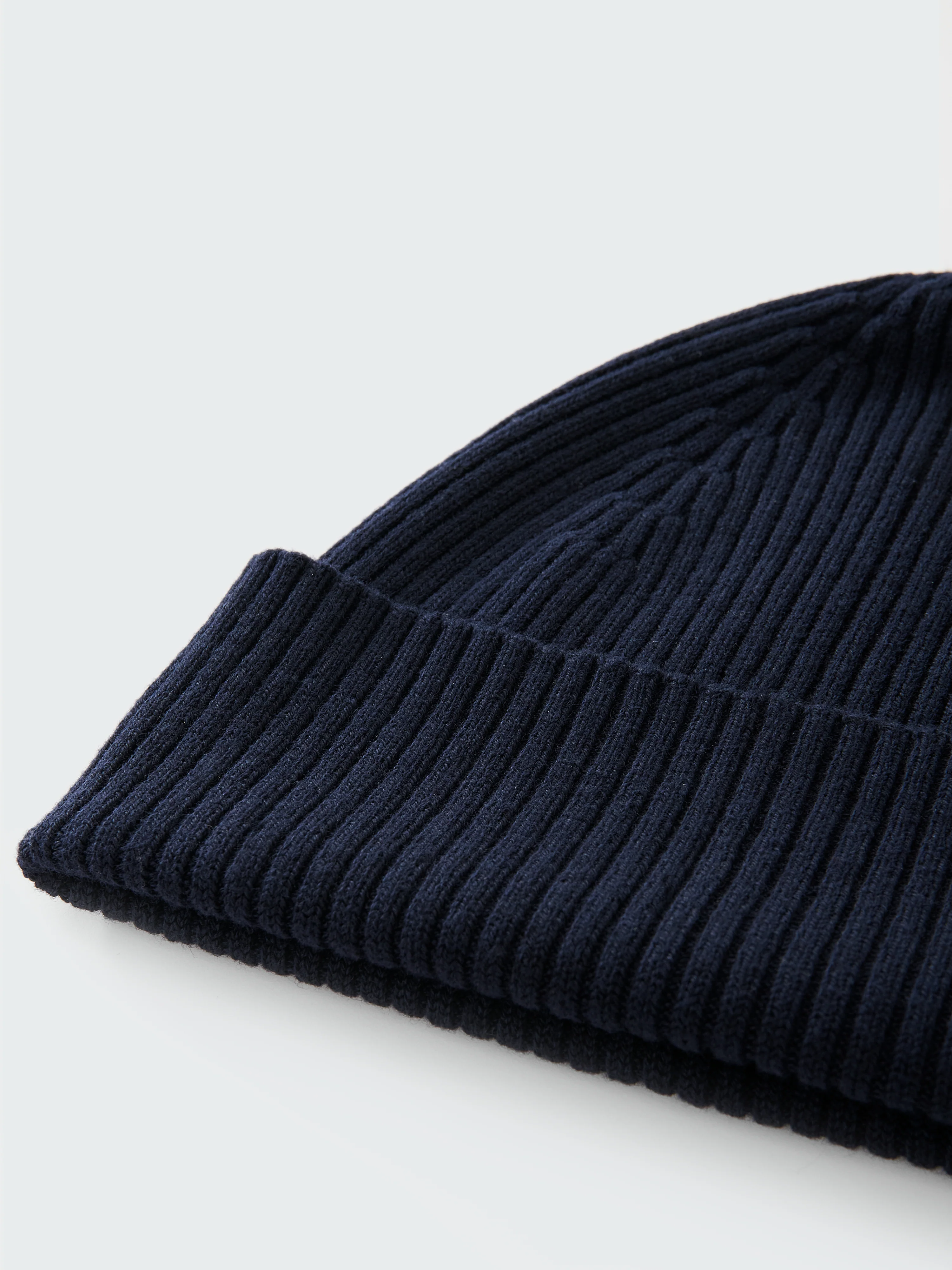 Mikkel Beanie in Navy - Image 2