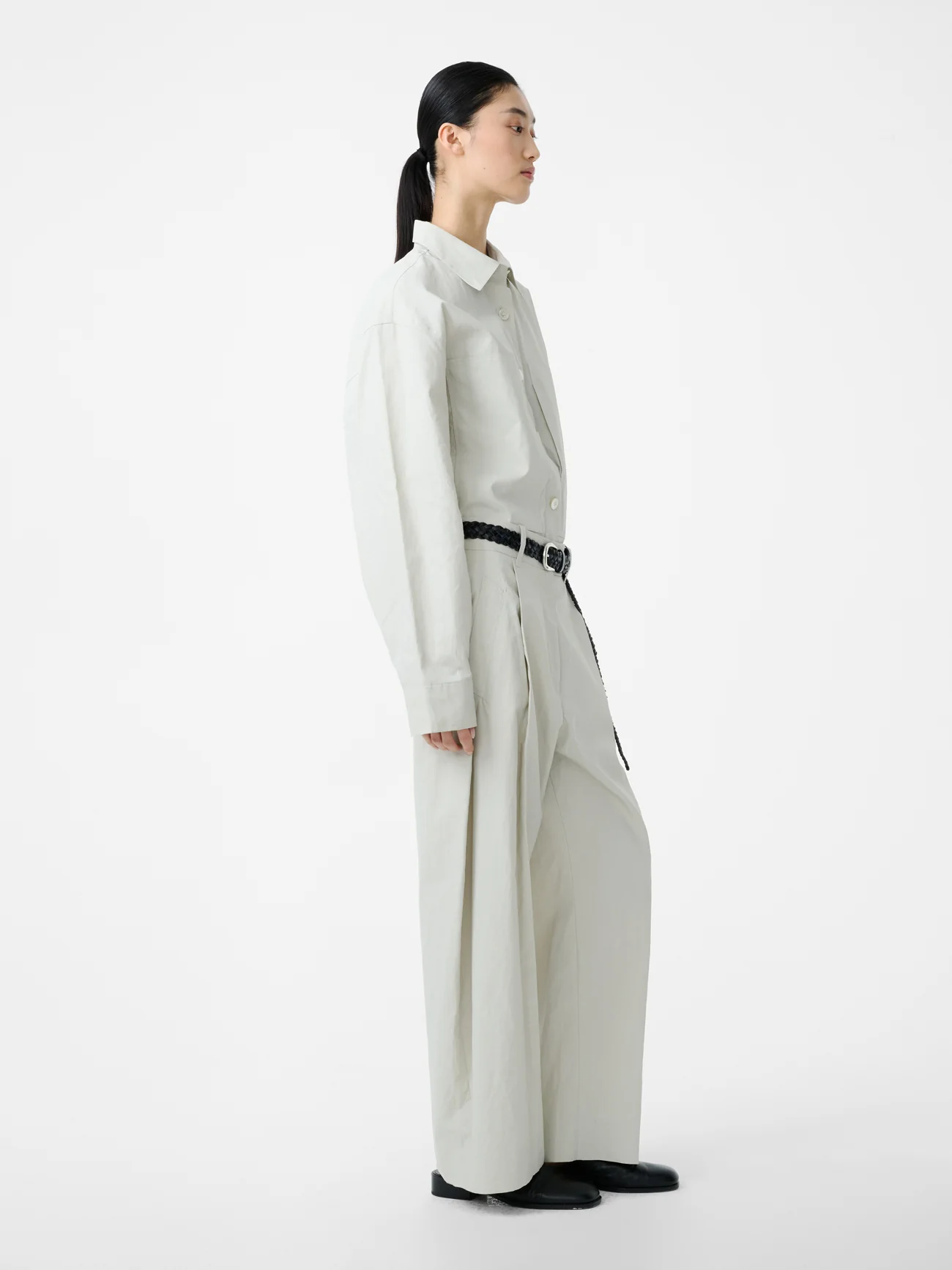 Minos Pleated Pant in Bone - Image 2