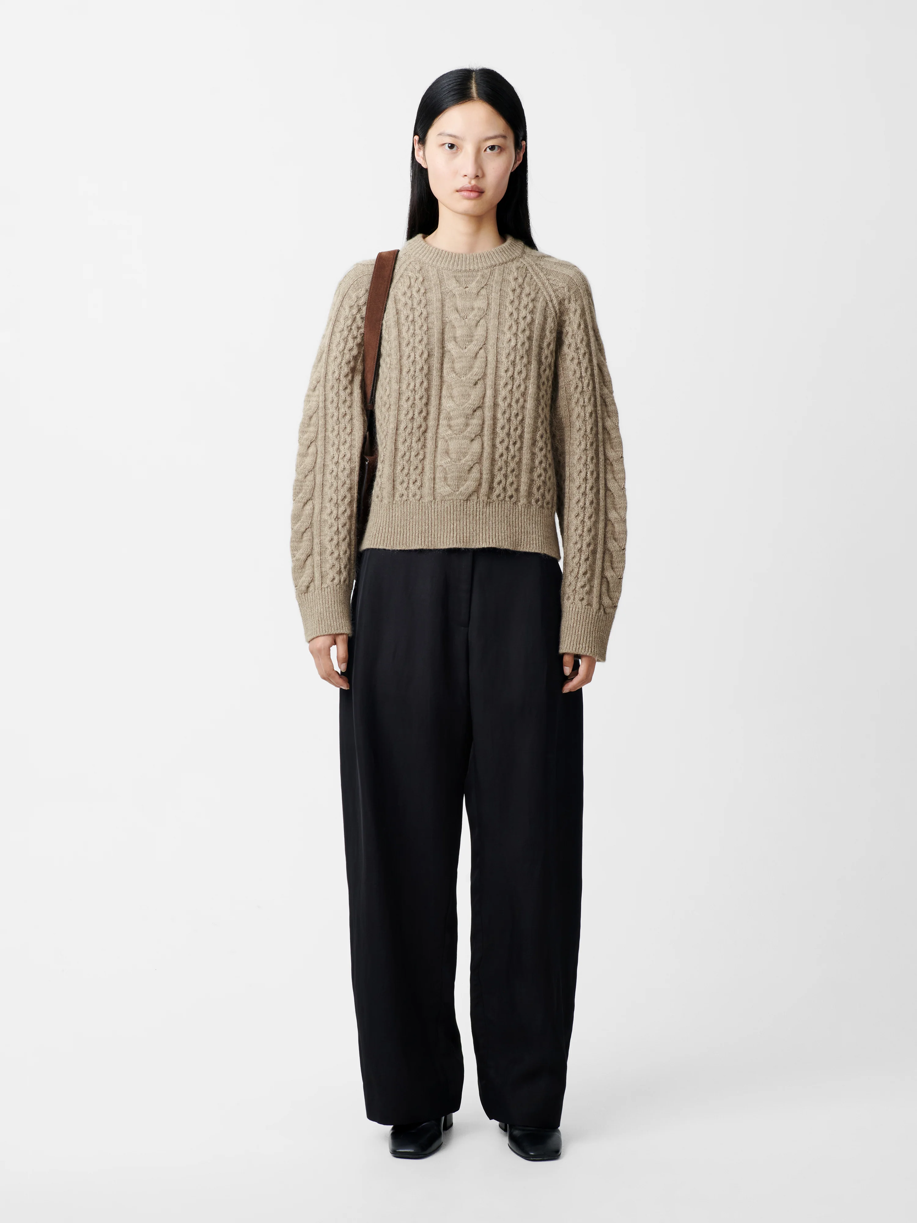 Molve Knit in Oatmeal - Image 2