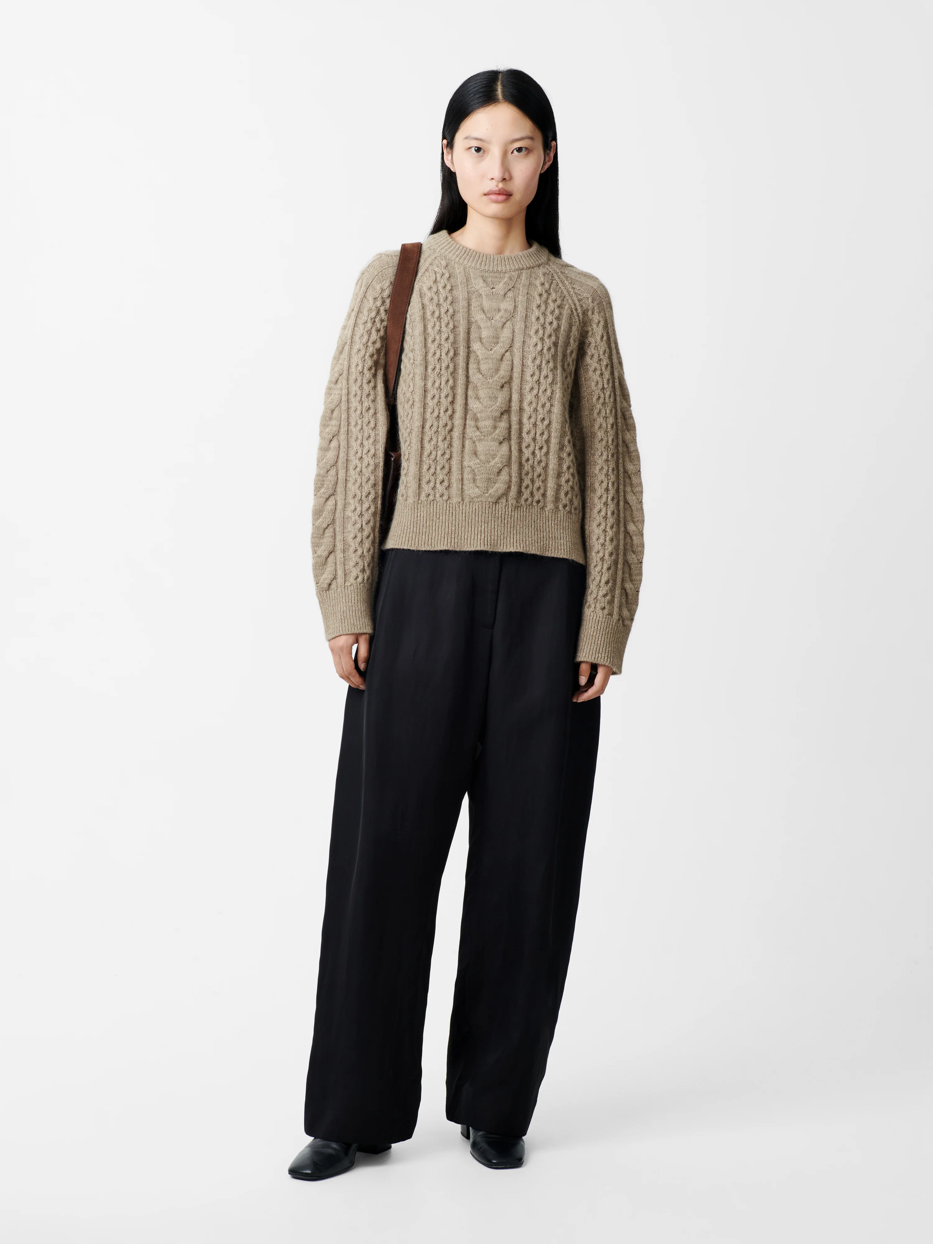 Molve Knit in Oatmeal - Image 4