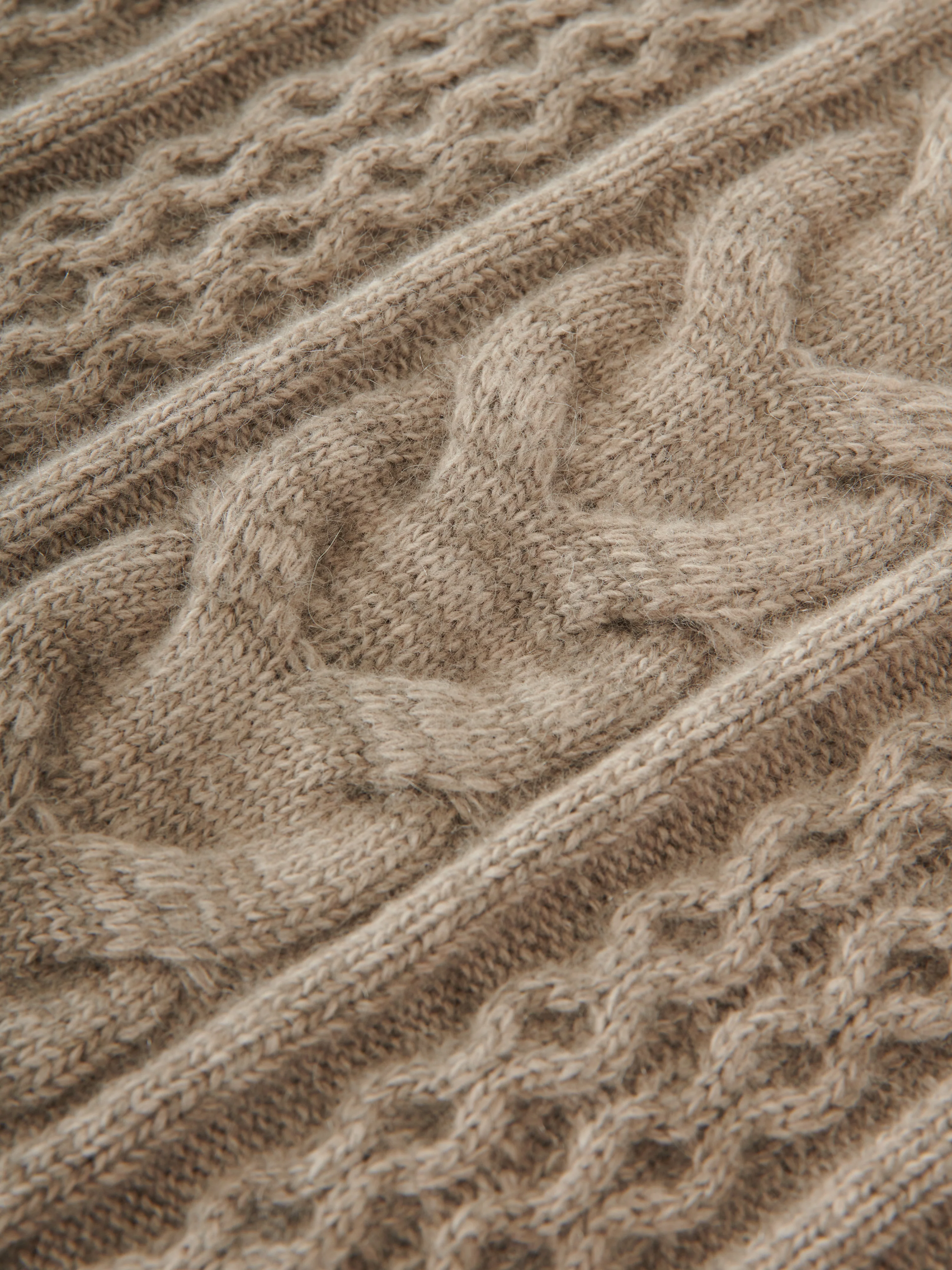 Molve Knit in Oatmeal - Image 8
